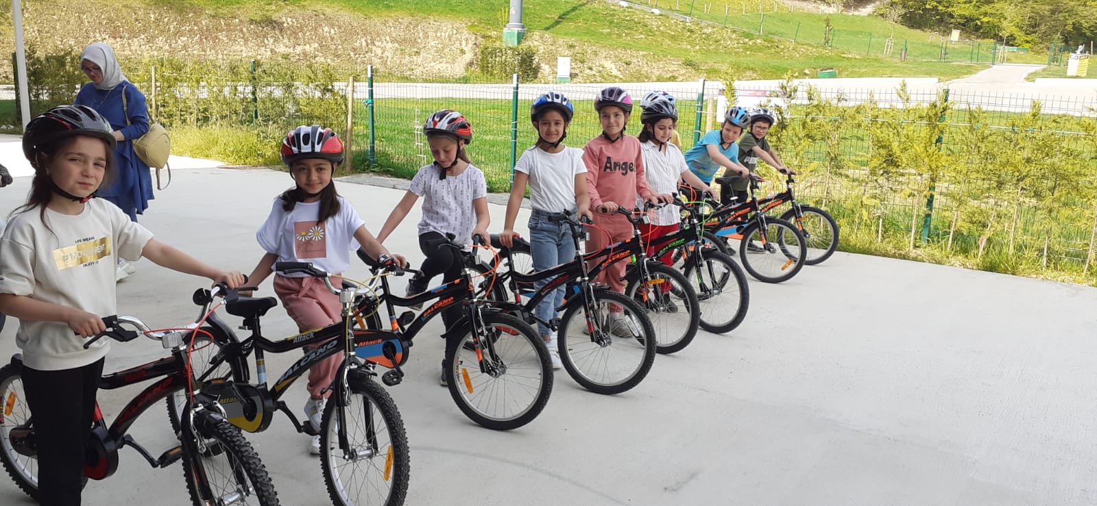 Ayçiçeği Bisiklet Vadisi minik misafirlerini ağırladı