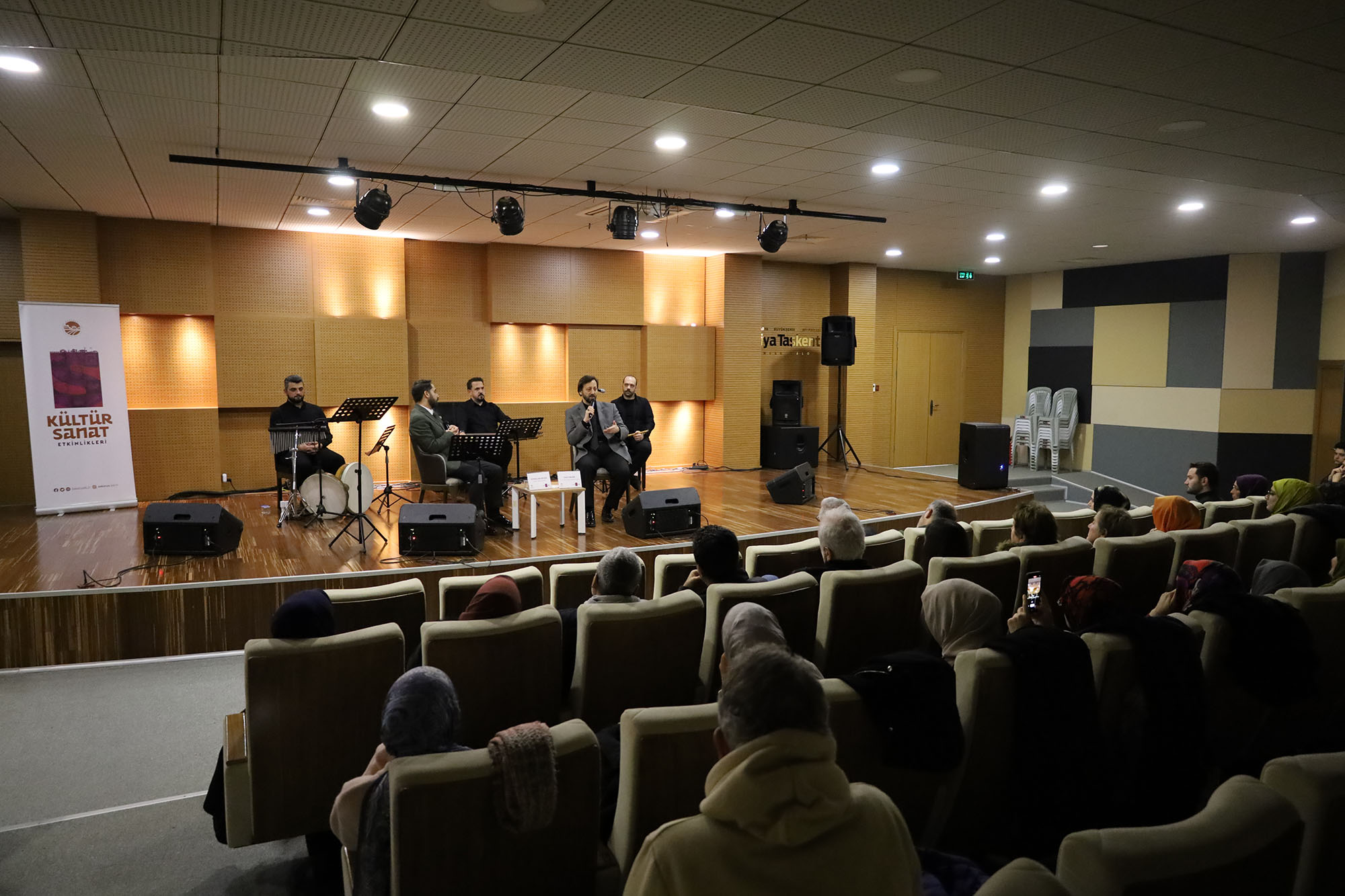 Ziya Taşkent’te söyleşi ve dinletilerle unutulmaz bir akşam