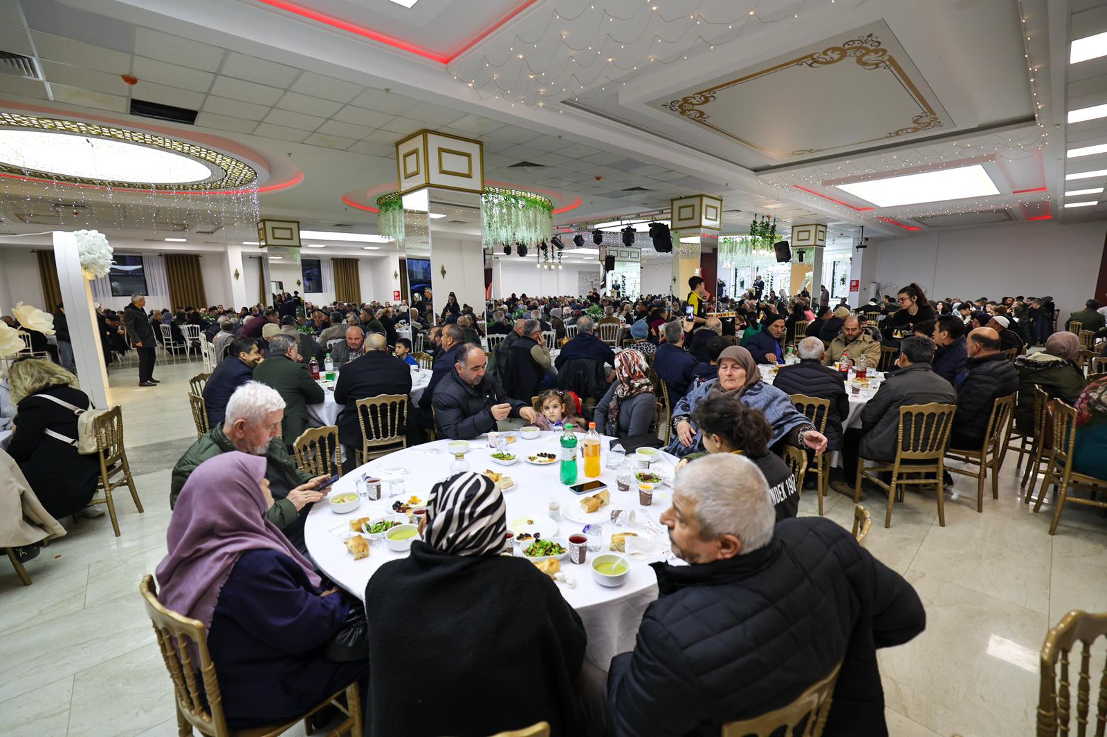 Başkan Yusuf Alemdar'dan Hendek’te peş peşe müjdeler