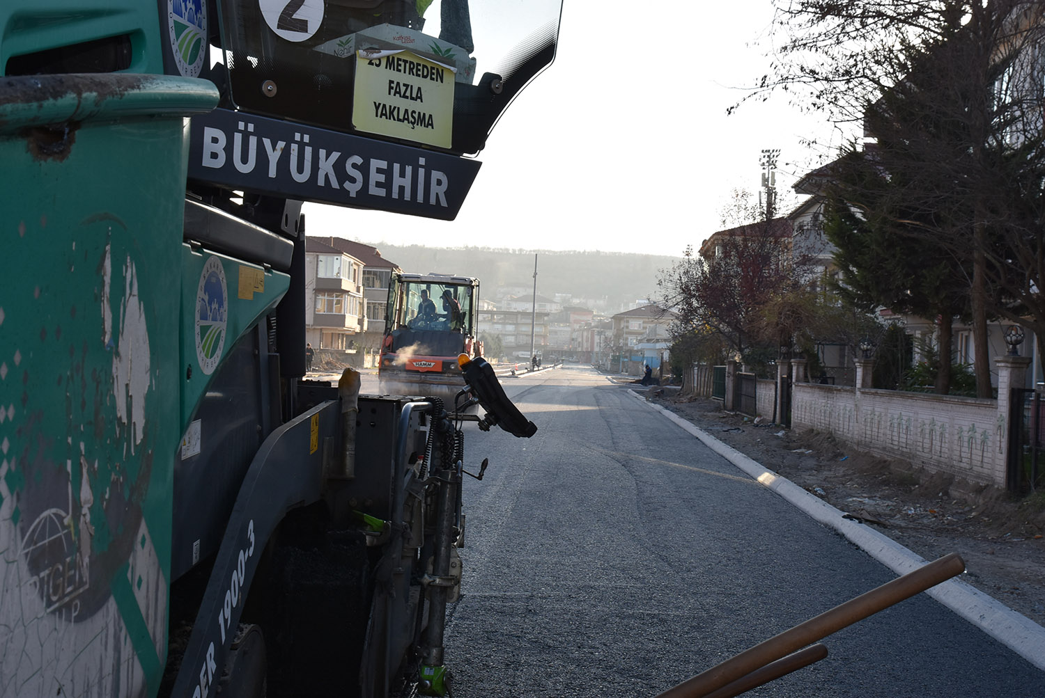 Karasu Mimar Sinan Caddesi’nde asfalt çalışmaları başladı