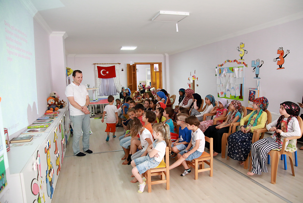 Öğrenciler su konusunda bilinçleniyor