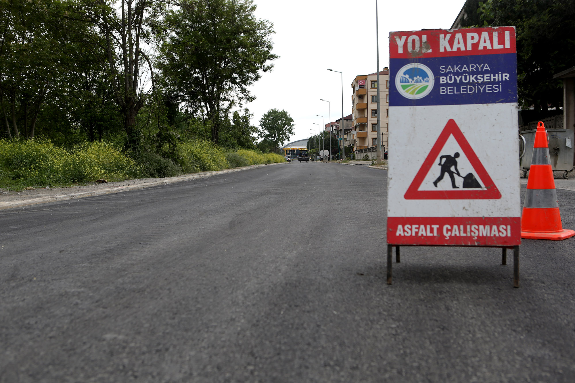Büyükşehir hastaneye giden tüm güzergahlara dokundu
