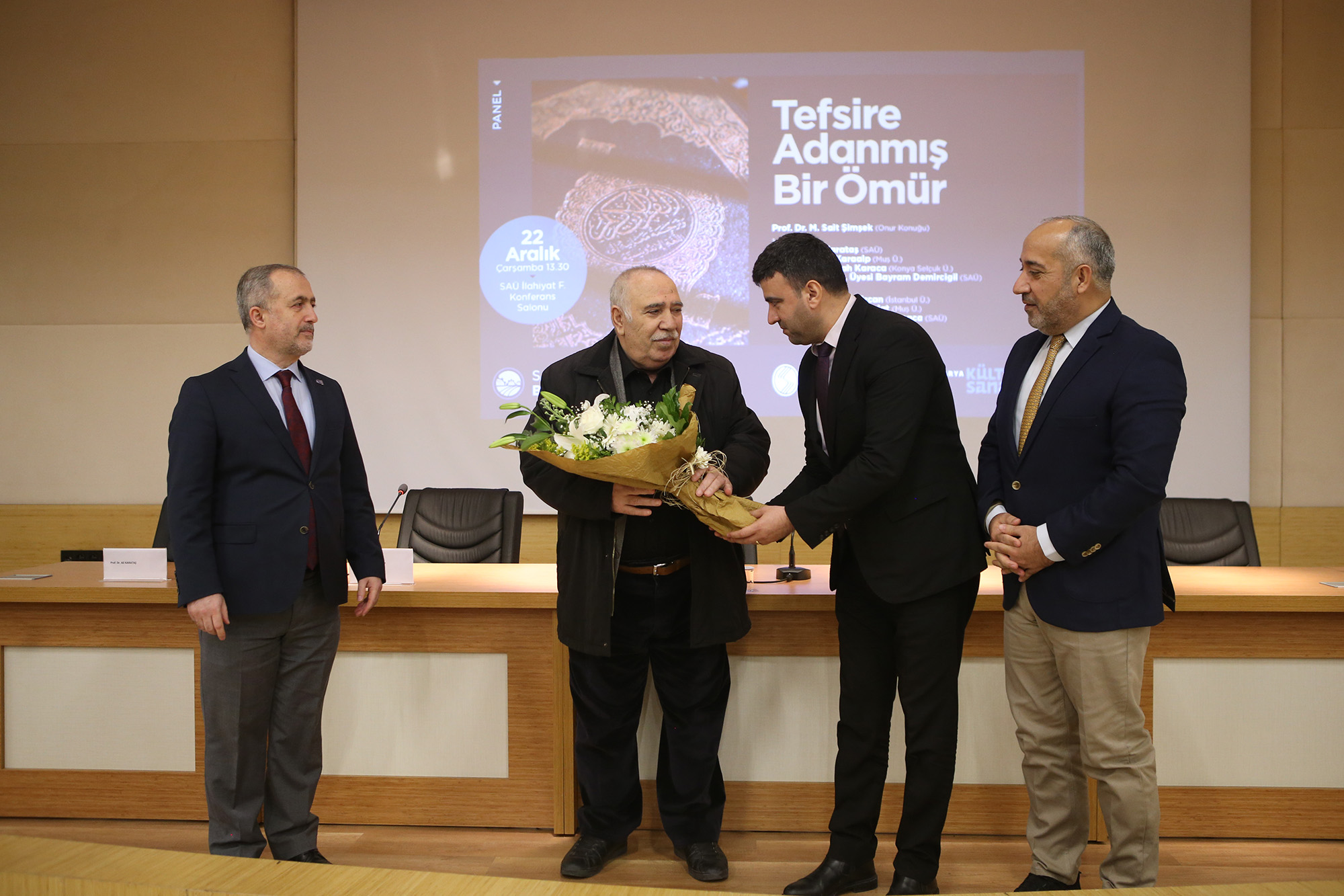 ‘Tefsire adanmış bir ömür’ Sait Şimşek Büyükşehir’in onur konuğu oldu