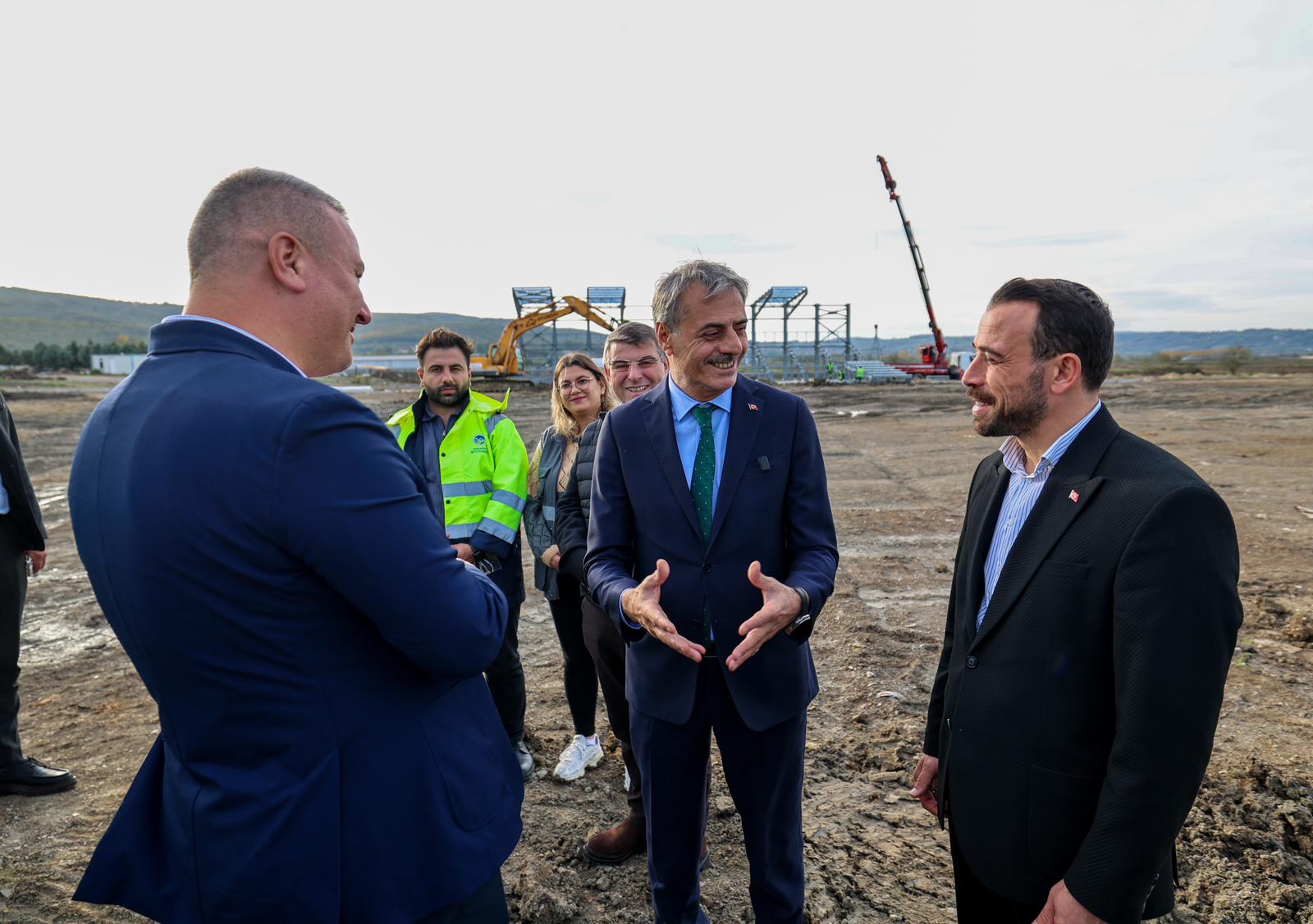 “Sakarya’nın her köşesinde gençlerimiz için spor tesisleri kazandırıyoruz”