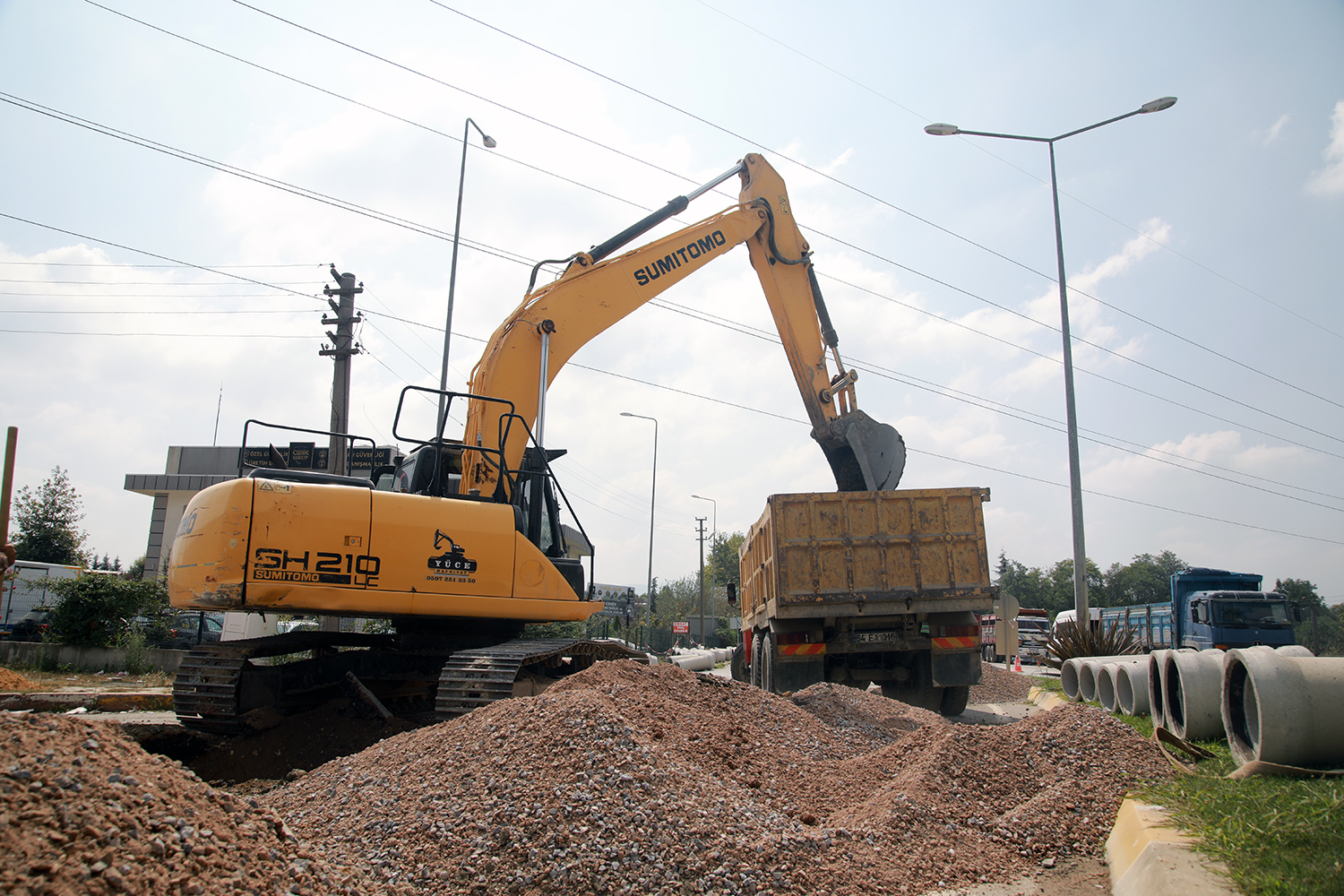 1,5 milyon metreküp yağmursuyu deşarj edildi
