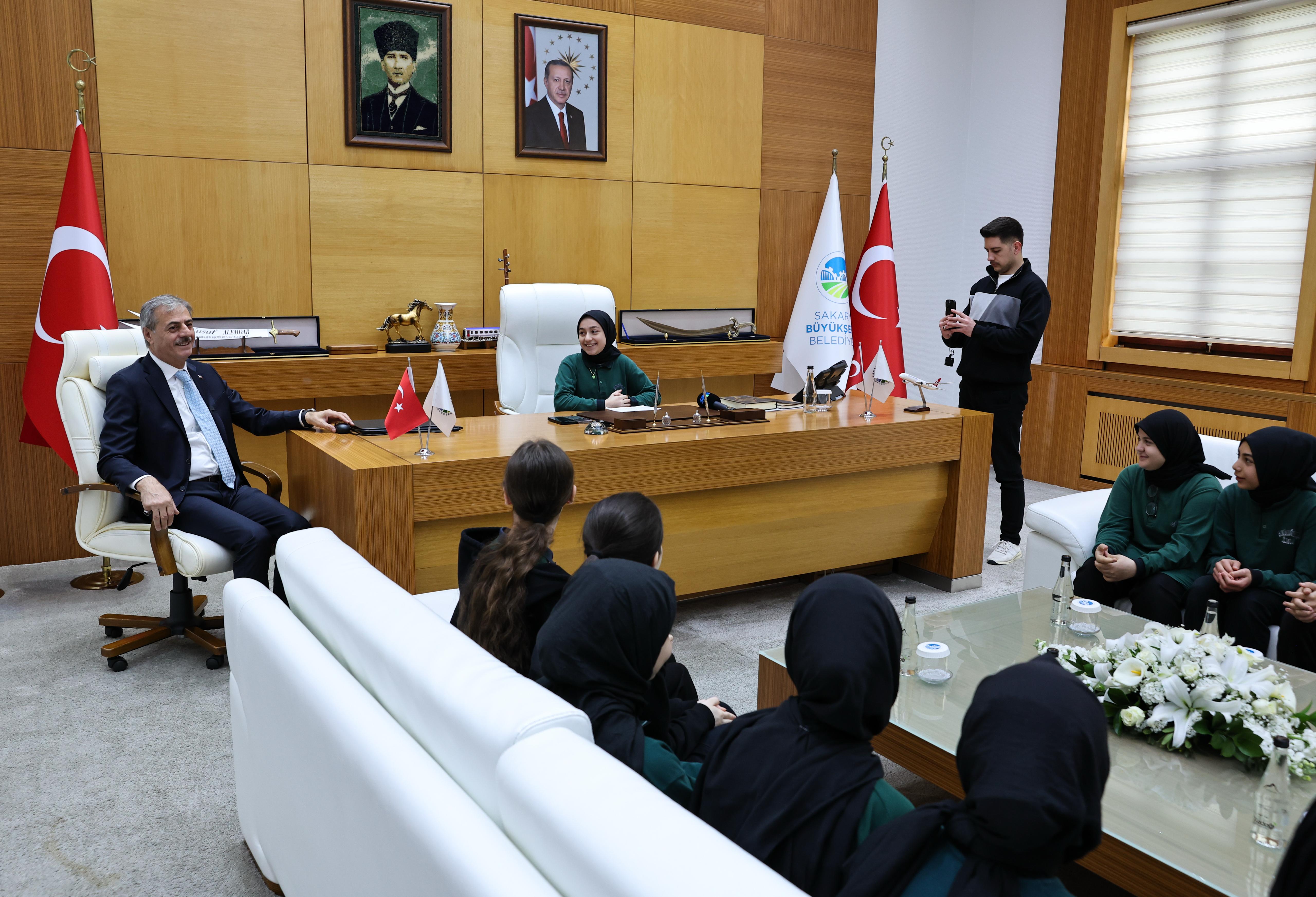 “Yarının geleceği bizim elimizde”