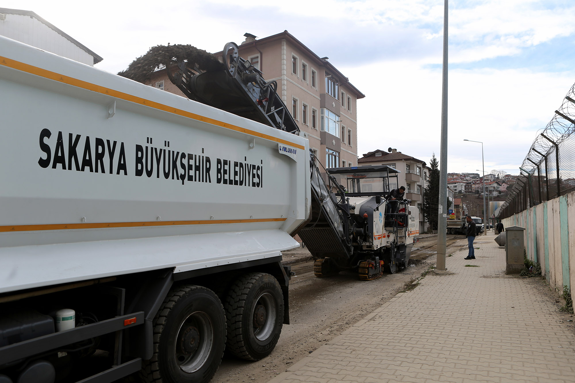 O bölgede altyapı tamam, sıra sıcak asfaltta