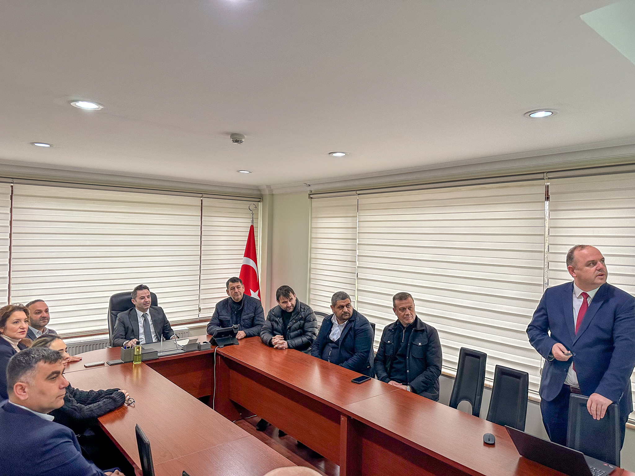 Erenler’de güçlü altyapı için aralıksız çalışıyoruz