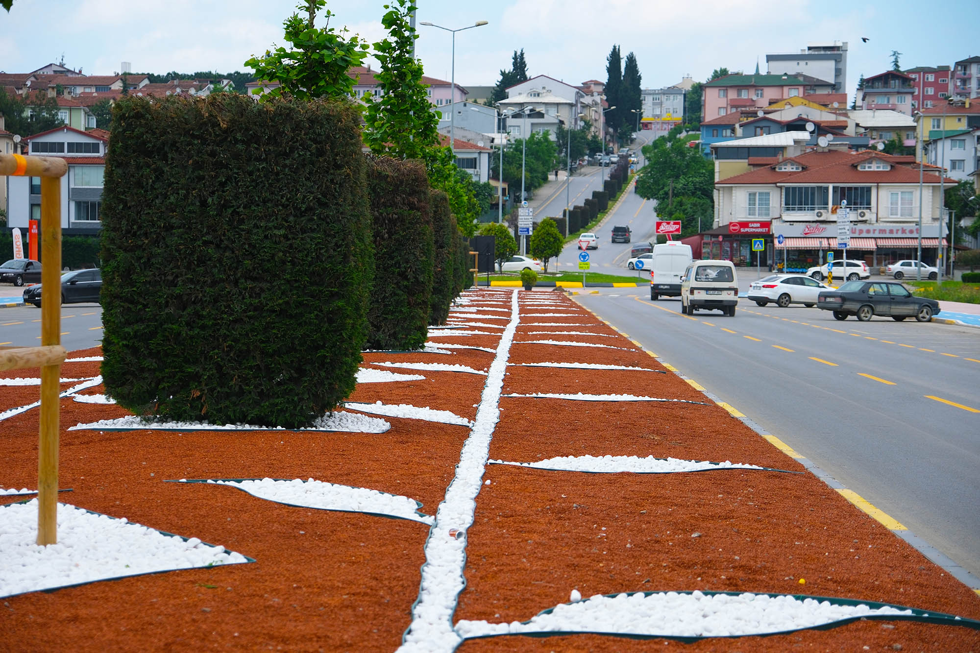 Şehirde bir ilk Şehit İlhan Aras’ta: Sakarya’nın en geniş caddesine yepyeni konsept