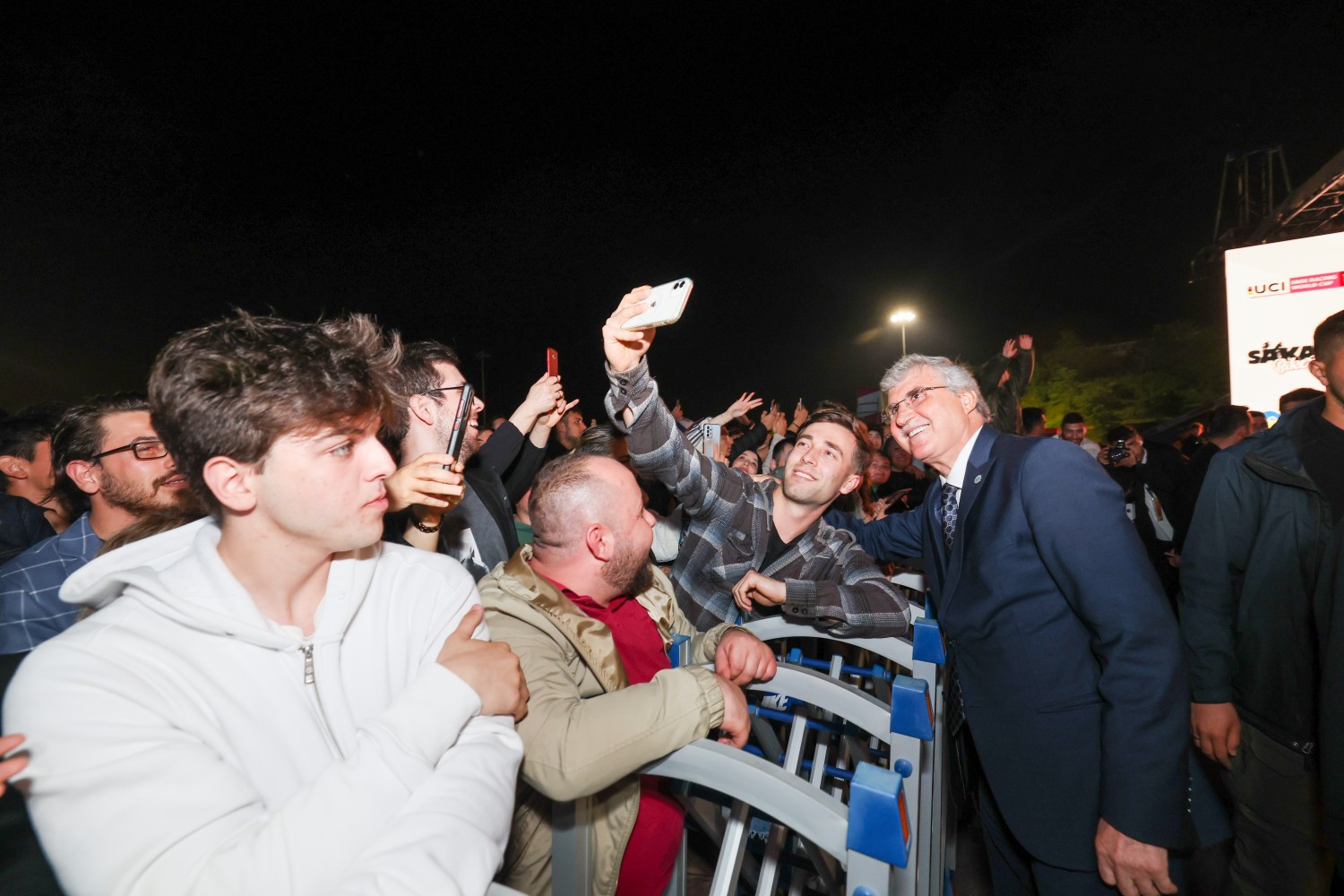Vadide Dünya Kupası yarışları sonrası Cengiz Kurtoğlu rüzgarı