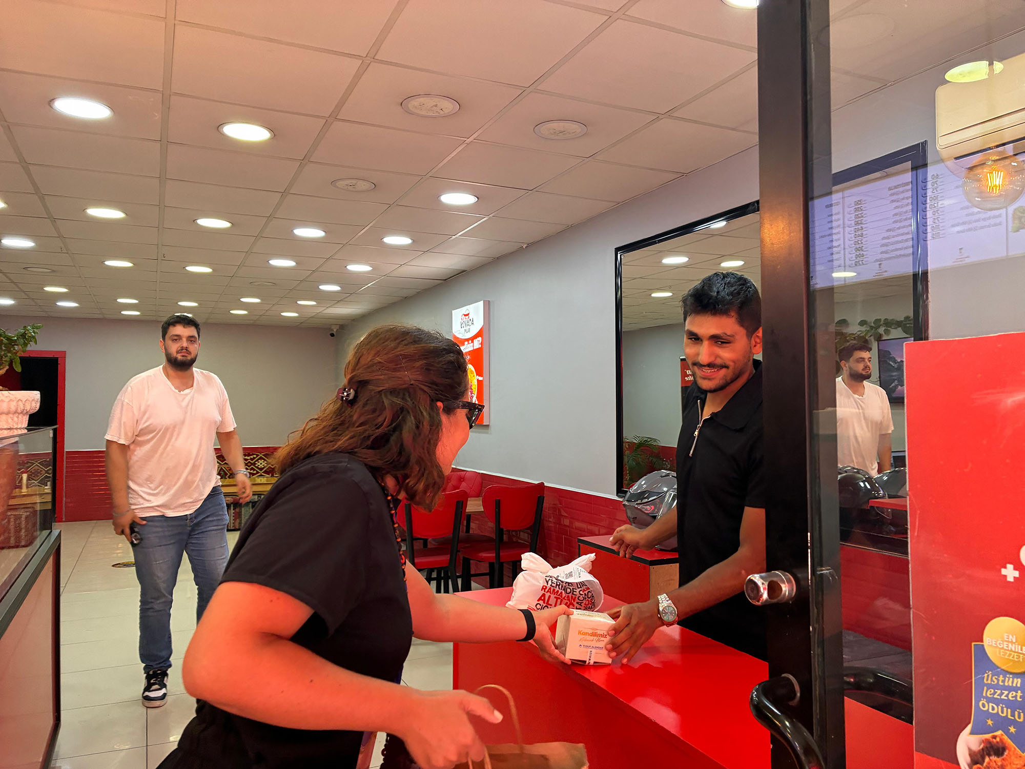 Sakarya’nın dört bir yanında kandile anlam katan ikram