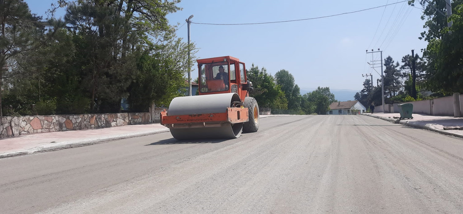 Akyazı Kuzuluk’ta örnek cadde