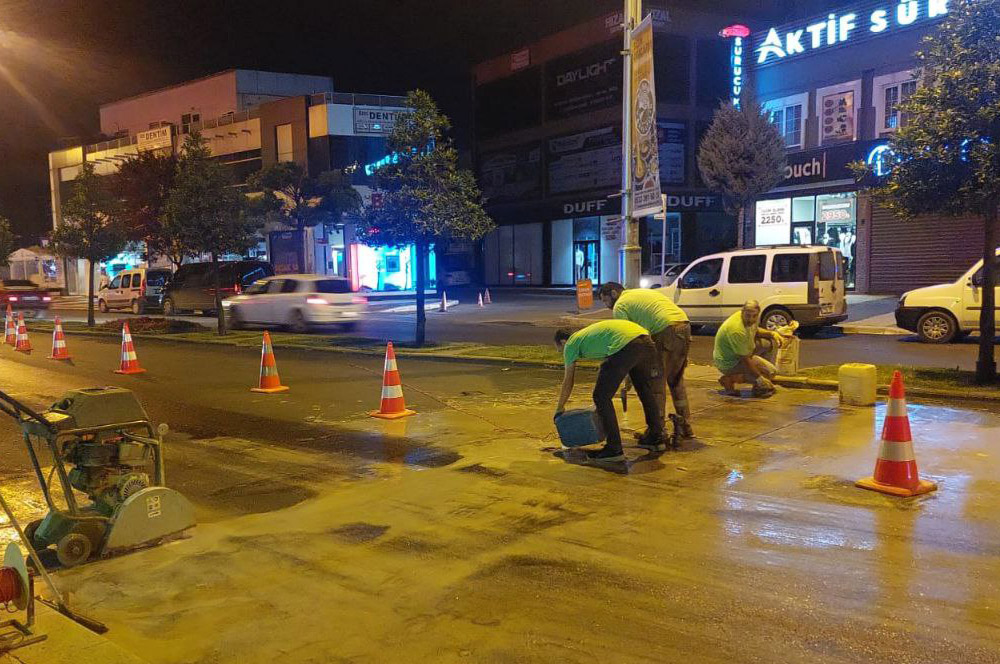 Üstyapı çalışmaları tamamlanan caddeler akıllı sistemlerle buluşuyor