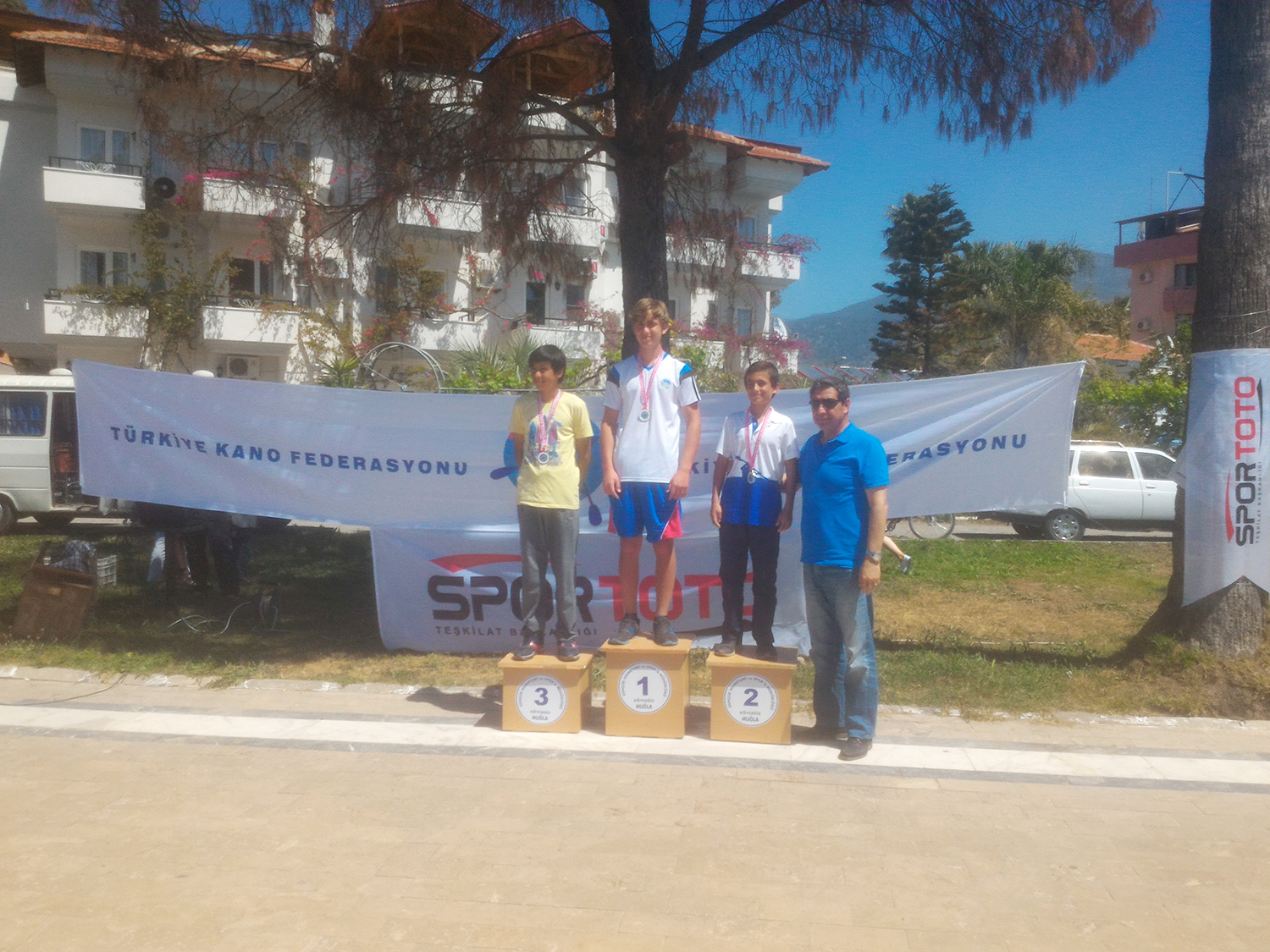 Büyükşehirli Kanoculardan Büyük Başarı