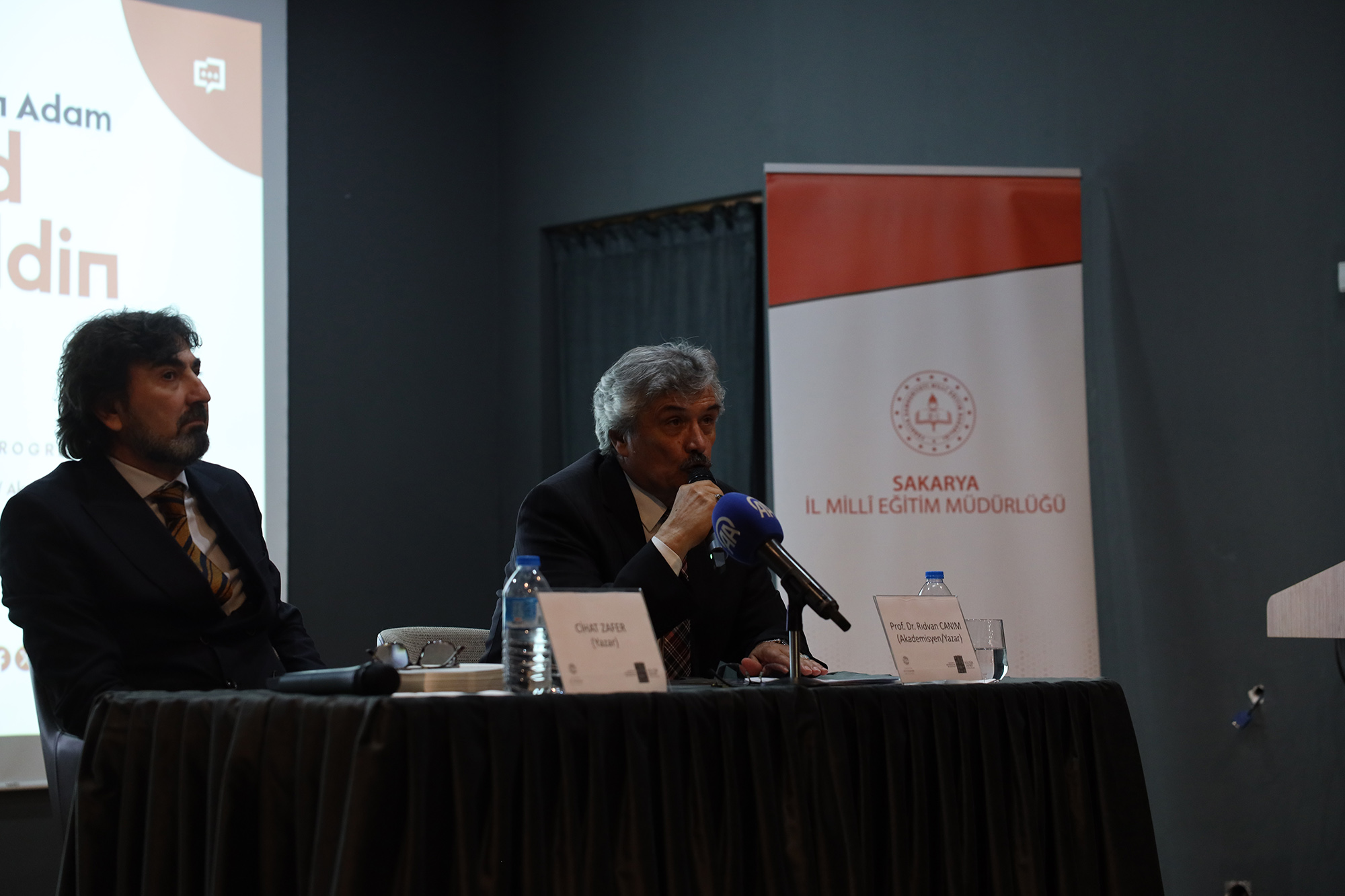 OSM’de vefa gecesi: Özdeyiş Yazarı Selahattin Şimşek eserleriyle anıldı