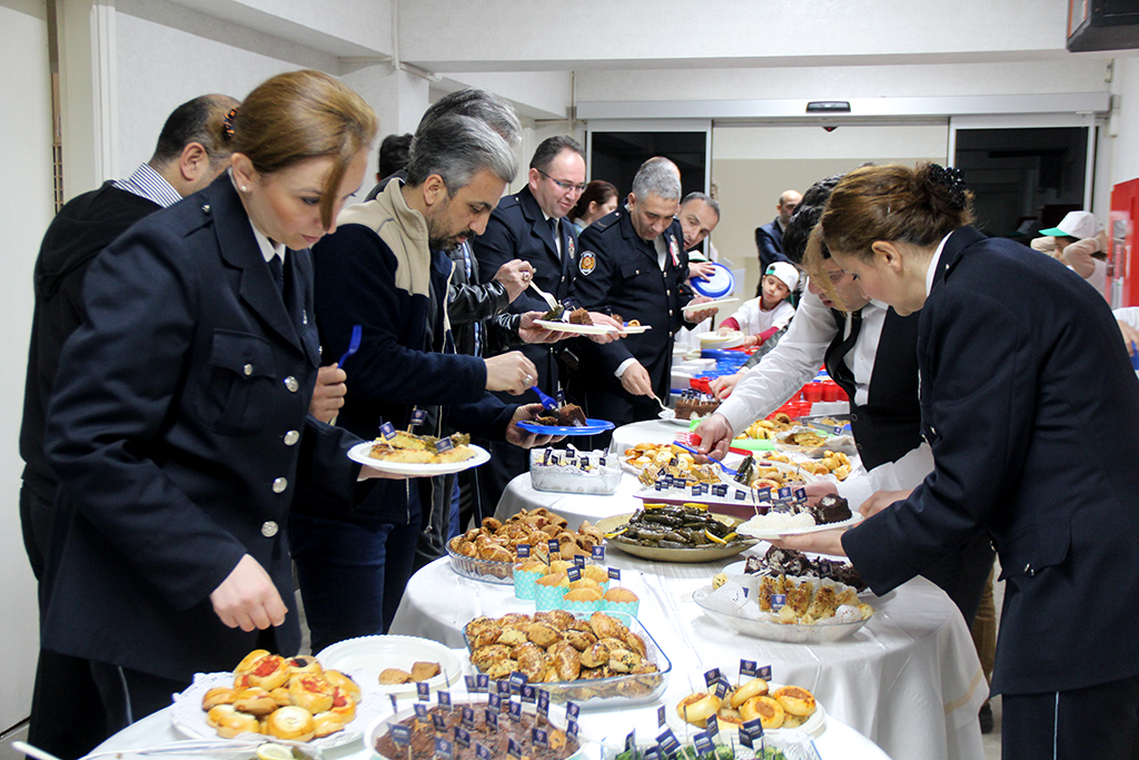 Miniklerden Polis teşkilatına anlamlı ziyaret
