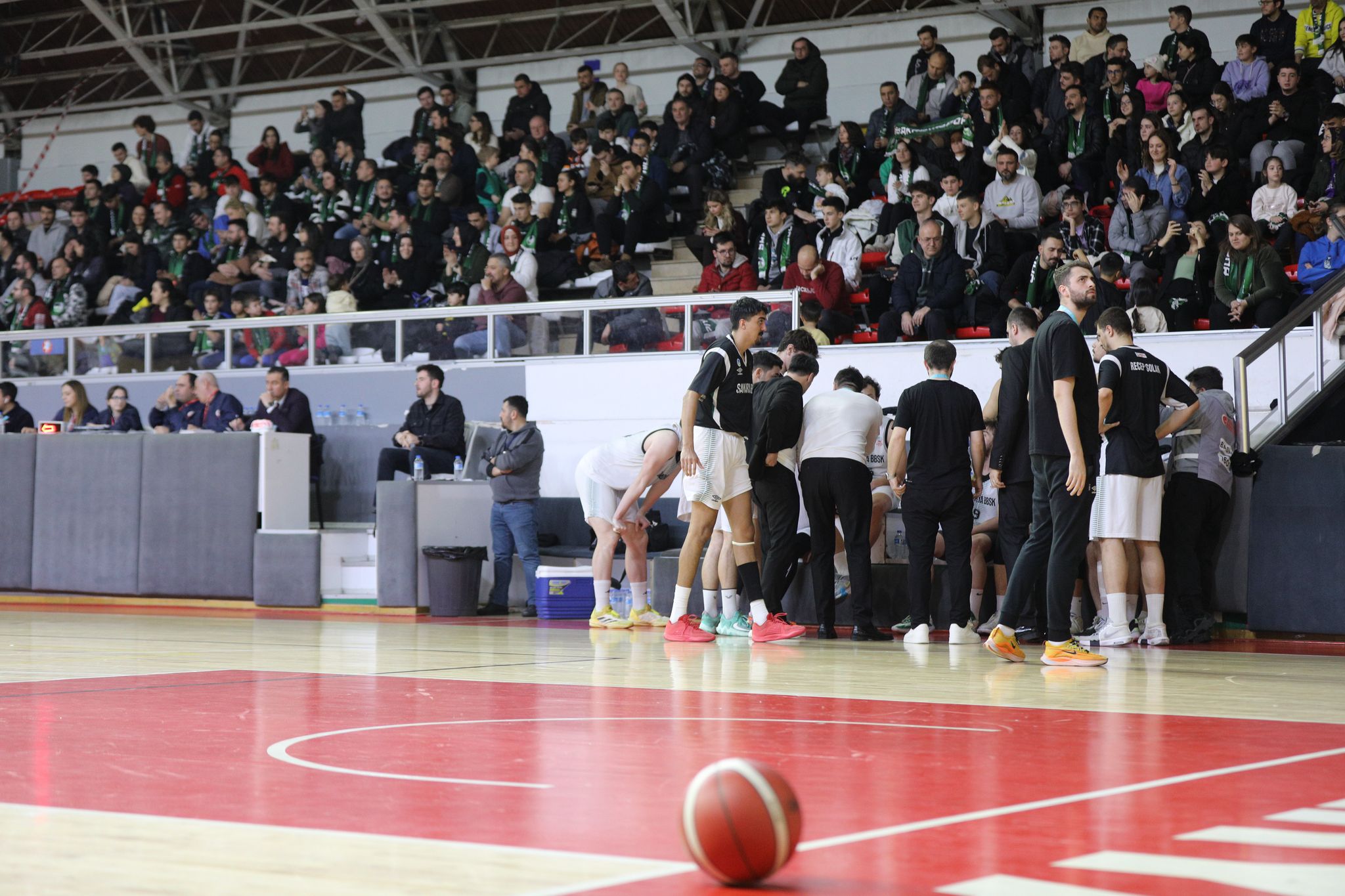 Büyükşehir Basketbol tur için parkeye çıkıyor: Haydi şimdi destek zamanı