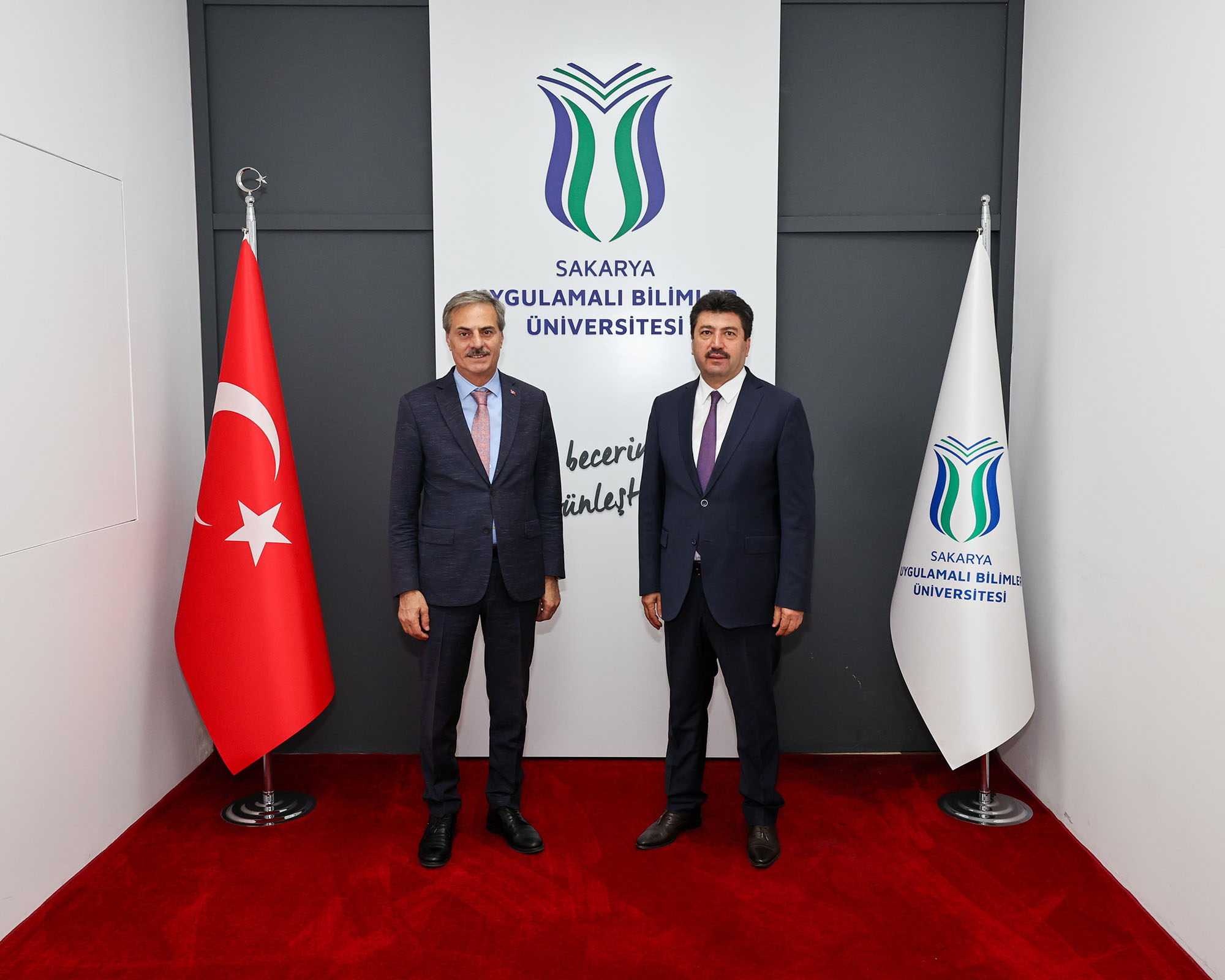 Yusuf Alemdar üniversitede indirimli ulaşım memnuniyetiyle karşılandı: “Hayatınıza doğru yönü tecrübeler çizecek”