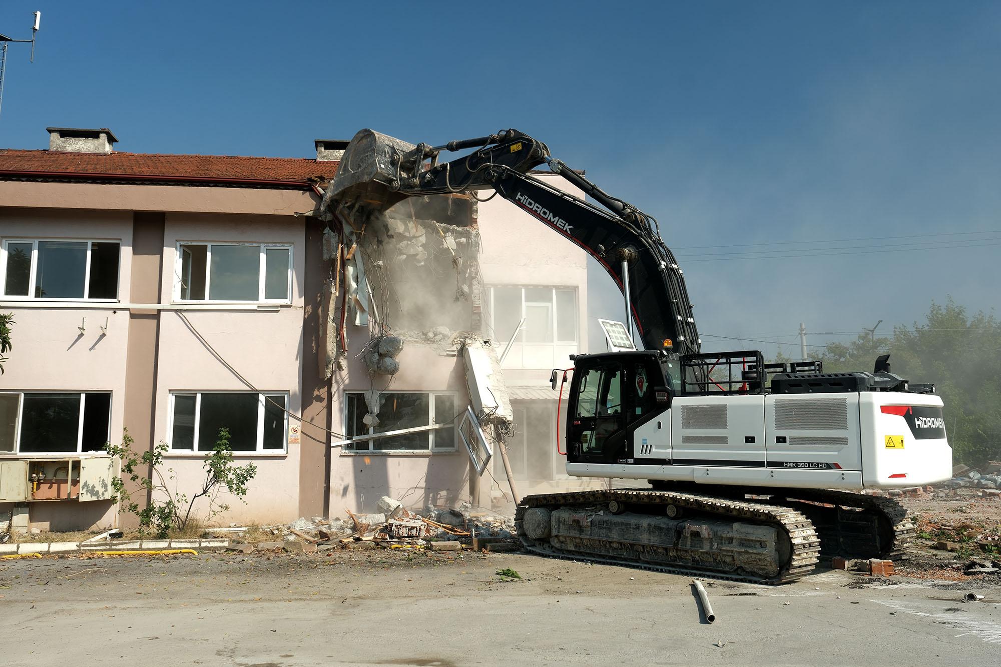 Büyükşehir adımları peş peşe atıyor: “Sakarya’mıza yakışır hizmet binası için çalışmalar başladı”