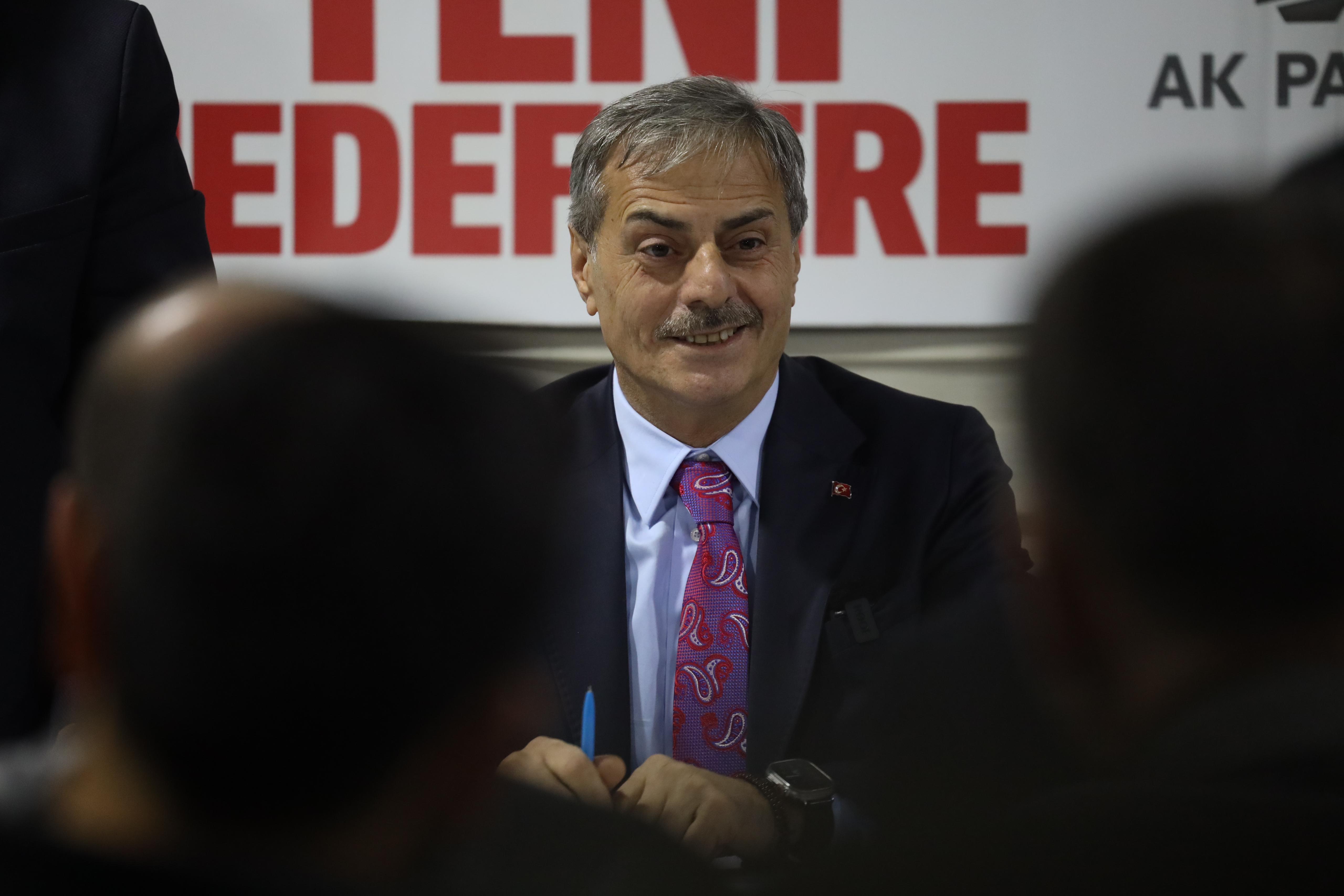 Yusuf Alemdar Akyazı ve Hendek’i adım adım gezdi: “Verdiğimiz her sözün arkasındayız”