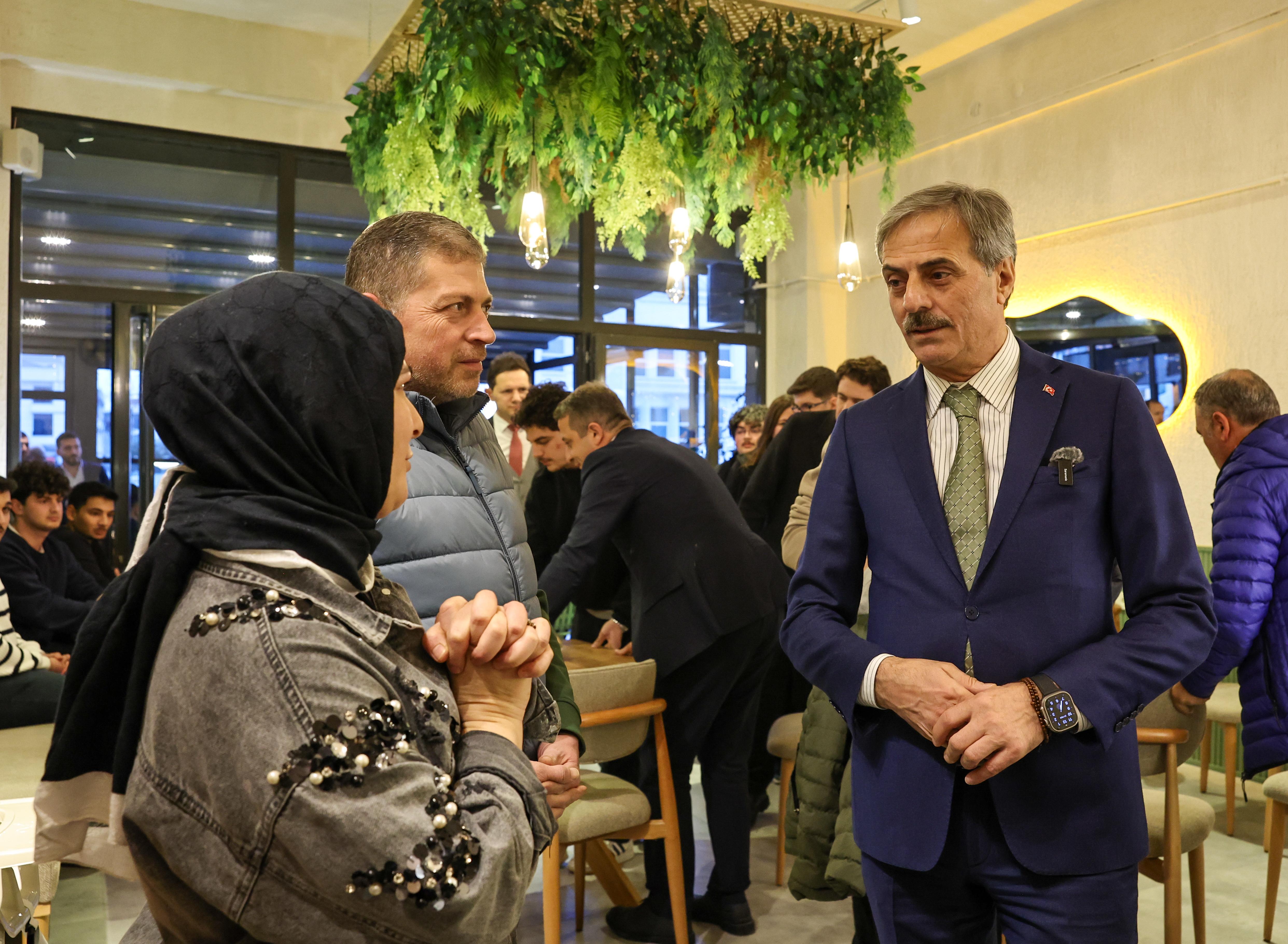 “Gençlerimizin her alanda kendilerini geliştireceği projeleri hayata geçireceğiz”