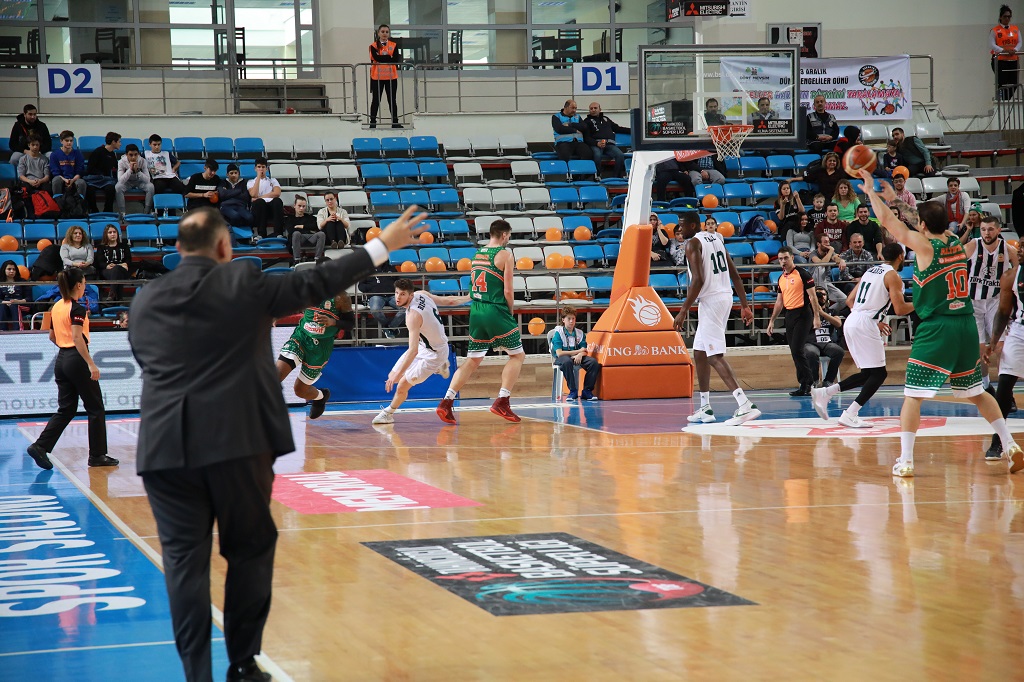 Büyükşehir’den Banvit galibiyeti
