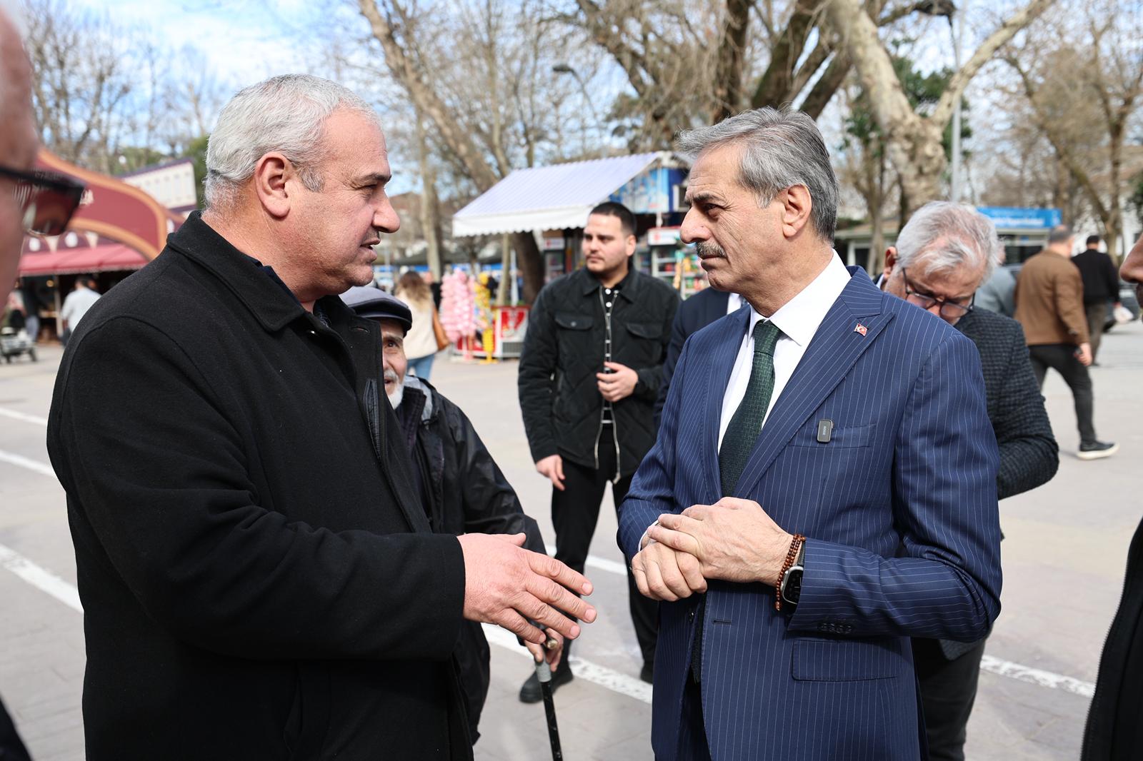 “Vatandaşlarla kucaklaştı, talepleri dinledi, Ramazan ayını tebrik etti”