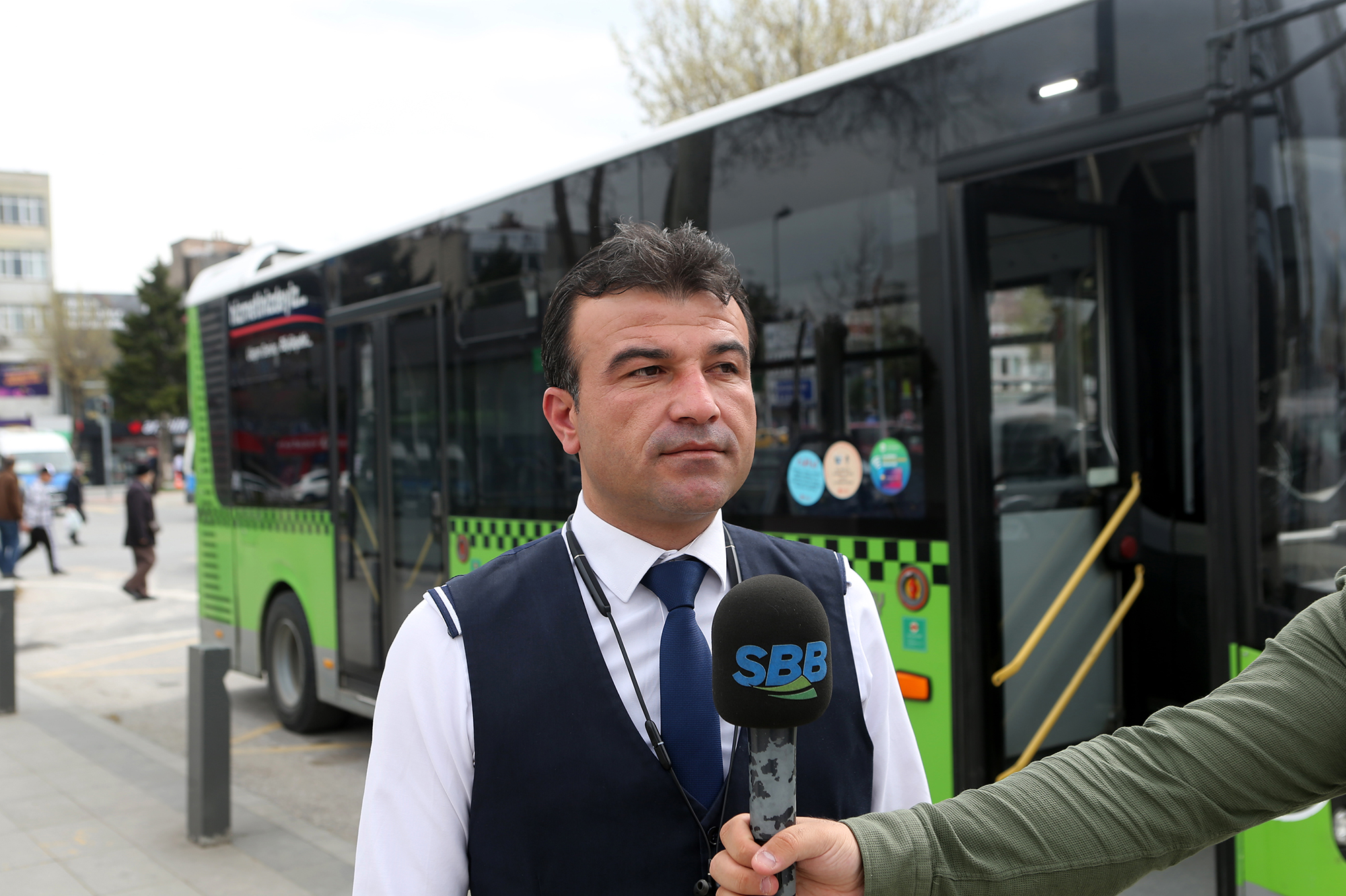 Büyükşehir’in şoförü bir canı ‘umuda’ taşıdı: Gurur veren seferberlik kamerada