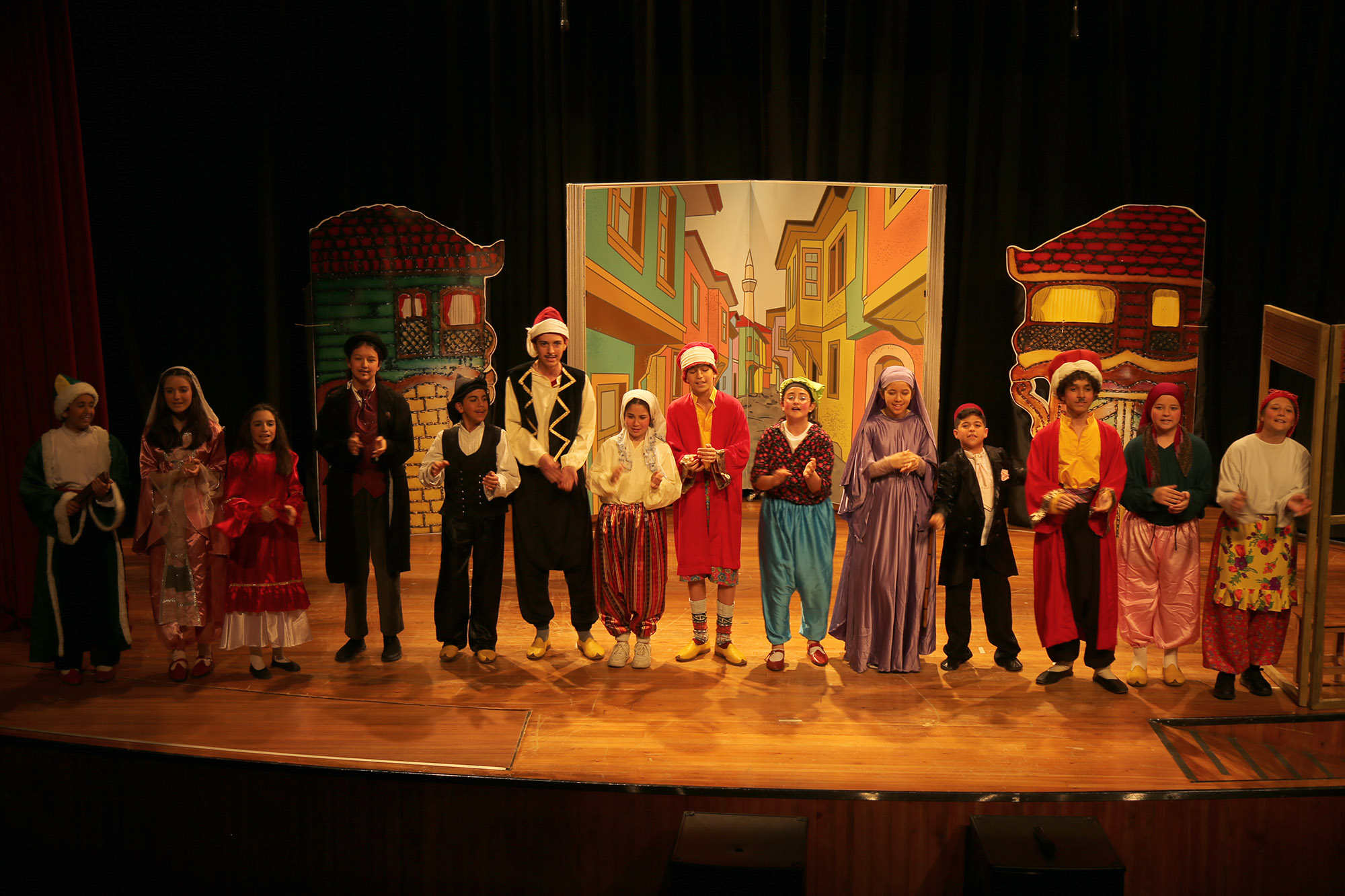 SGM’de orta oyunu ve Nasreddin Hoca gösterileri izleyicileri büyüledi