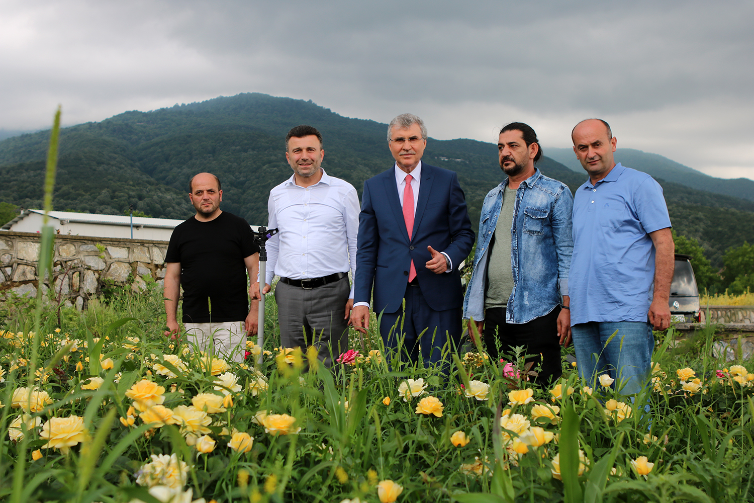 Büyükşehir Belediye Başkanı Ekrem Yüce: “Sakarya süs bitkiciliğinde örnek olmaya devam edecek”