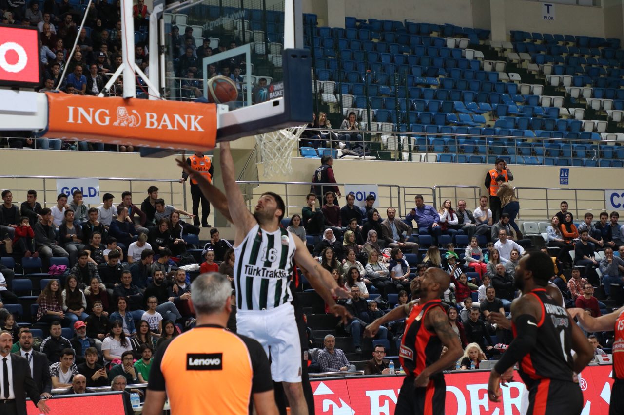 Büyükşehir Uşak’ı 10 sayıyla geçti