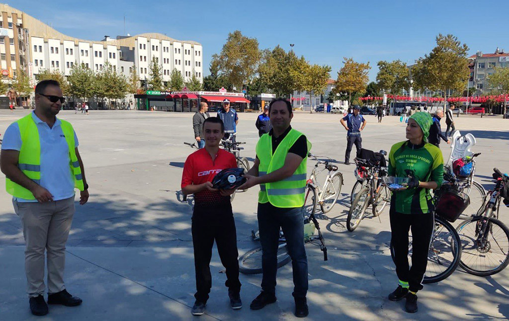 ‘Şeridi Paylaş, Güvenle Ulaş’ projesinde pedallar şehir merkezinde döndü