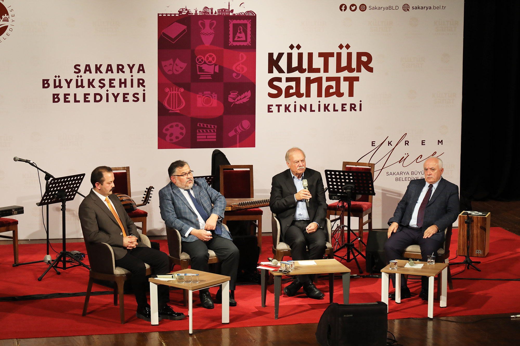 Süleyman Çelebi programı gönülleri mest etti