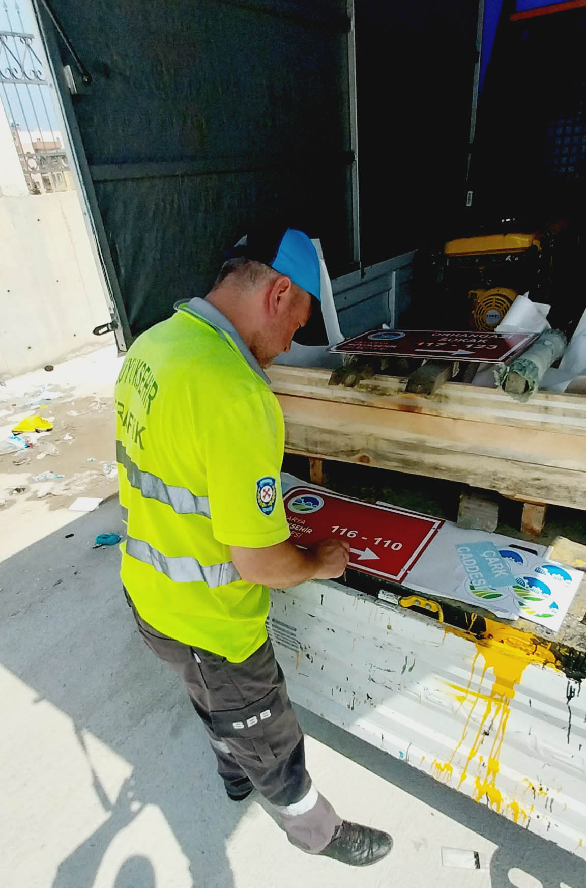 İskenderun kardeşlik kentinin sokaklarında Sakarya’dan izler var