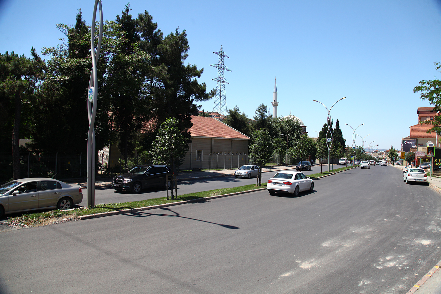 Orhangazi Caddesi asfaltla buluştu