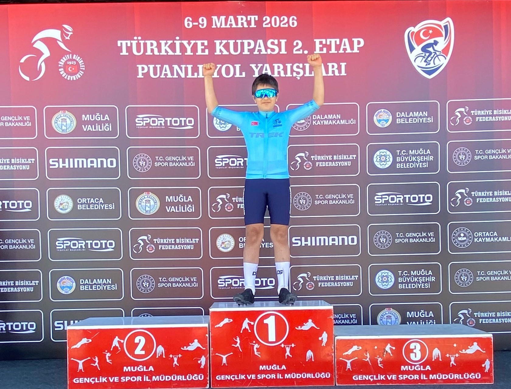 Büyükşehir sporcuları dolu dizgin