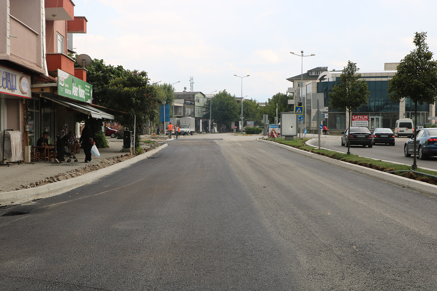 Sanayi Caddesi asfaltla buluştu