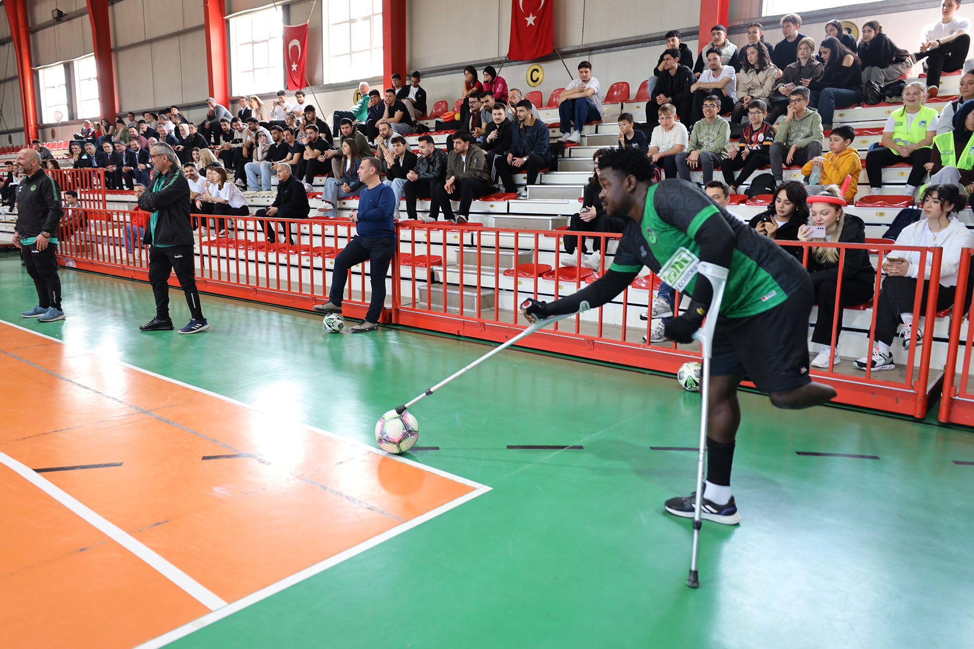 Otizm farkındalığında sporun birleştirici gücü: Büyükşehir’den anlamlı şenlik