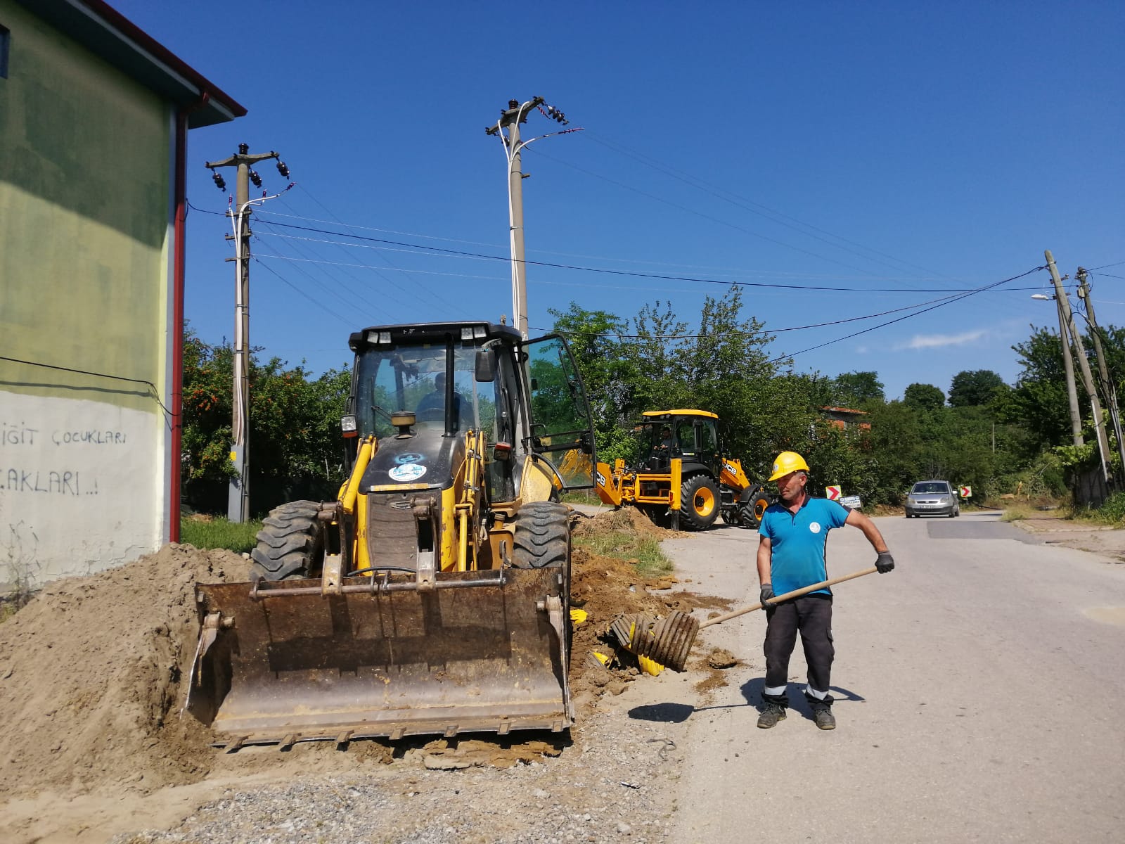 Karasu’da 2 mahalleye bin 500 metre uzunluğunda yeni içmesuyu hattı