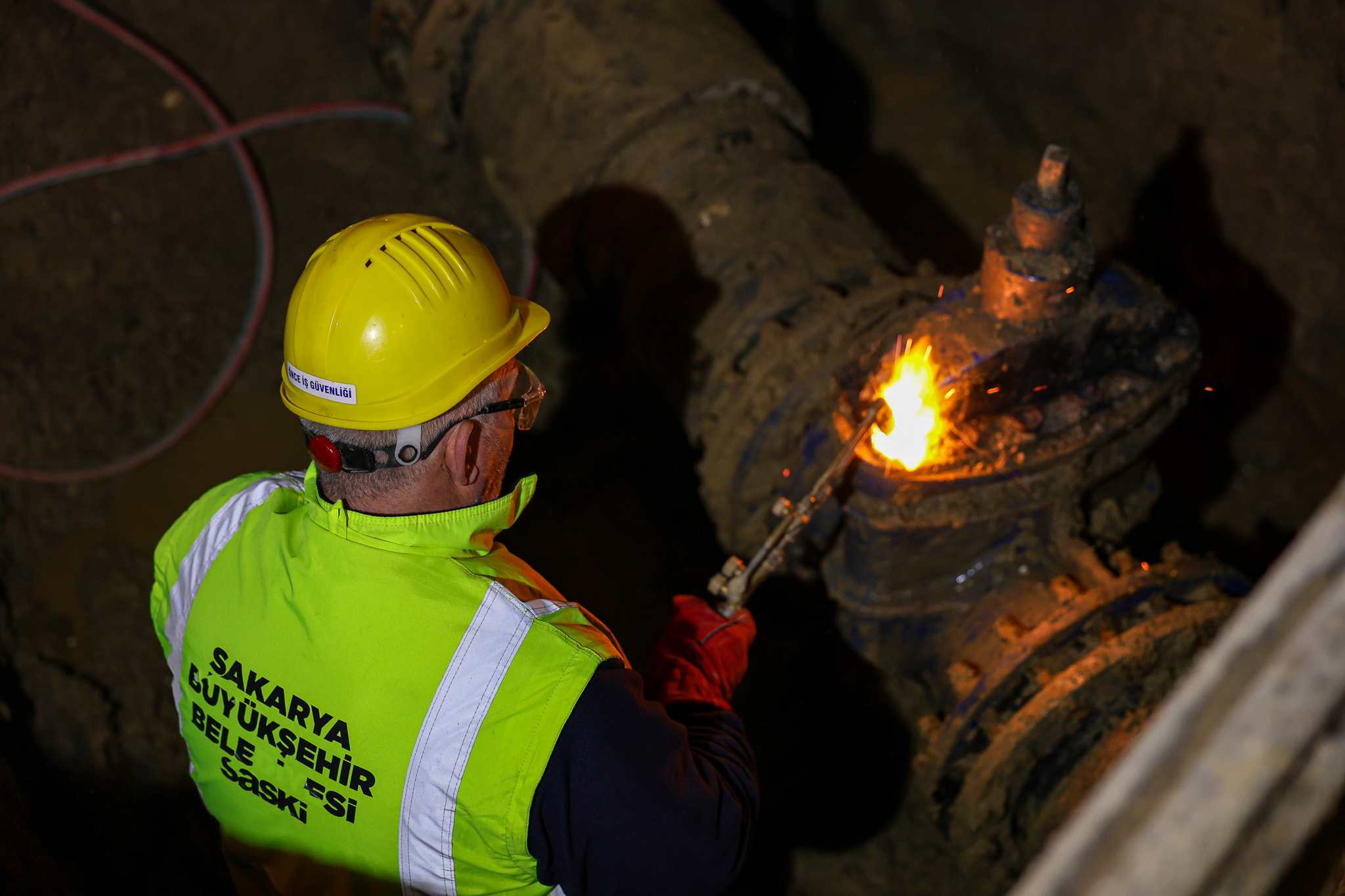 “Dev altyapı hamlesi ile su kayıplarının önüne geçiyoruz”