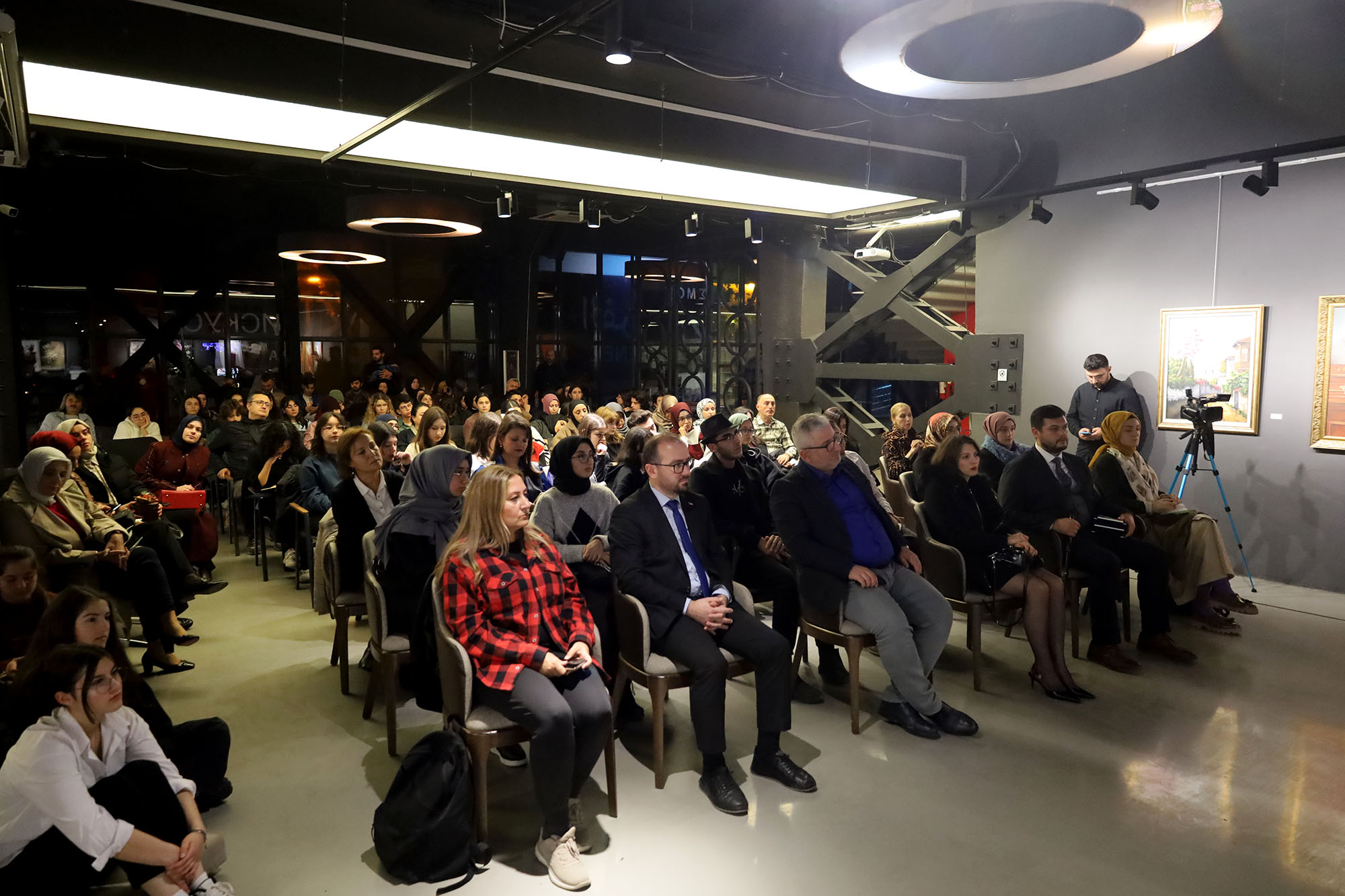 Sait Faik’in sanatı gençlerin eserleriyle yüzyıllarca yaşayacak: Bir gelenek Büyükşehirle devam ediyor