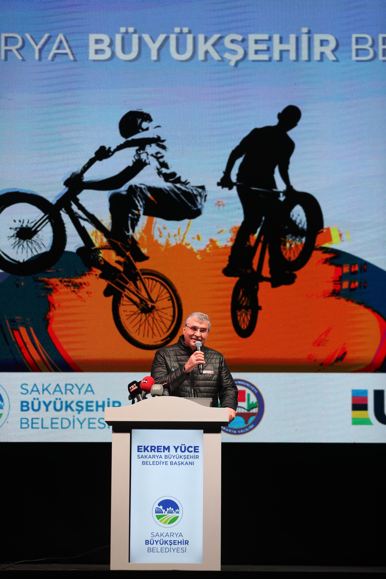 BMX coşkusu başladı: “Sakarya dünyada bisikletin merkezi olma yolunda”