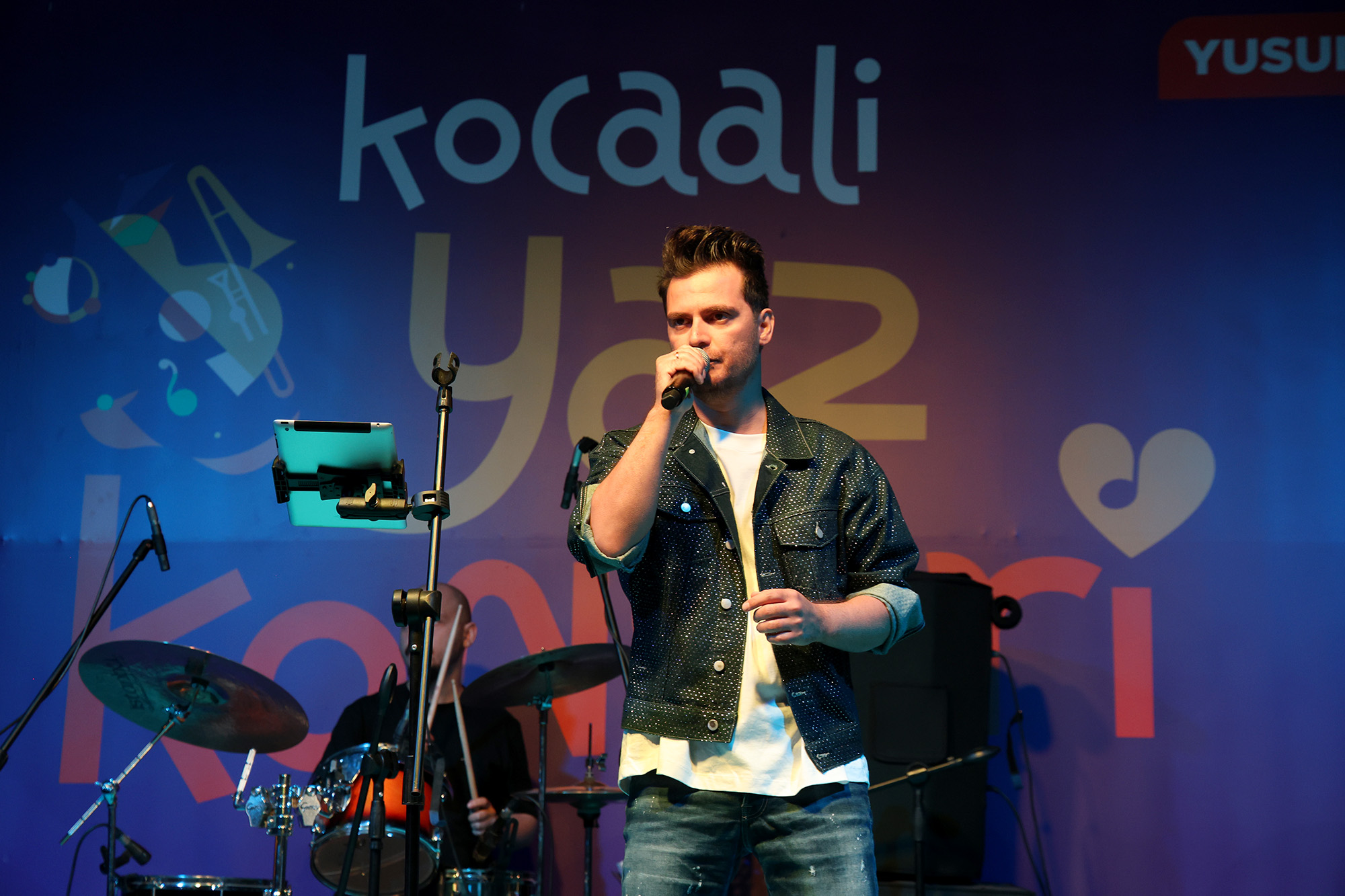 “Yaz Seninle Güzel” konserleri Kocaali ve Sapanca’da unutulmaz bir gece yaşattı