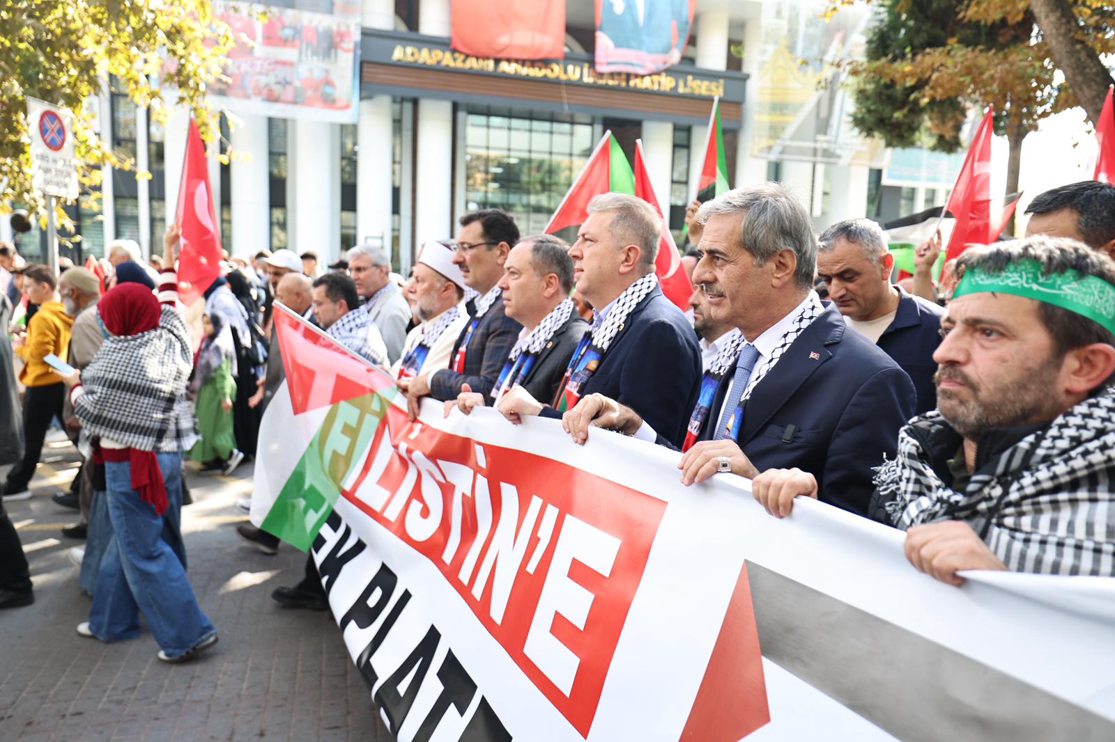 Başkan Alemdar: “Sakarya mazlumun yanında olduğunu bir kez daha gösterdi”