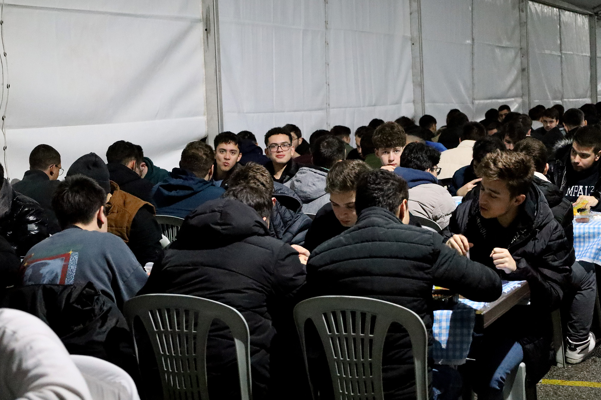Büyükşehir’den bir Ramazan geleneği: Farklı renklerden binler yine aynı sofrada