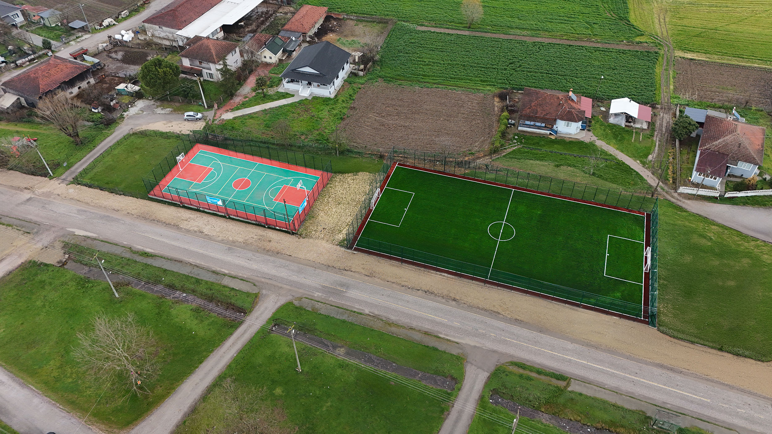 Başkan Alemdar: “Gençlerimiz için yeni spor tesislerini şehrimize kazandırıyoruz”