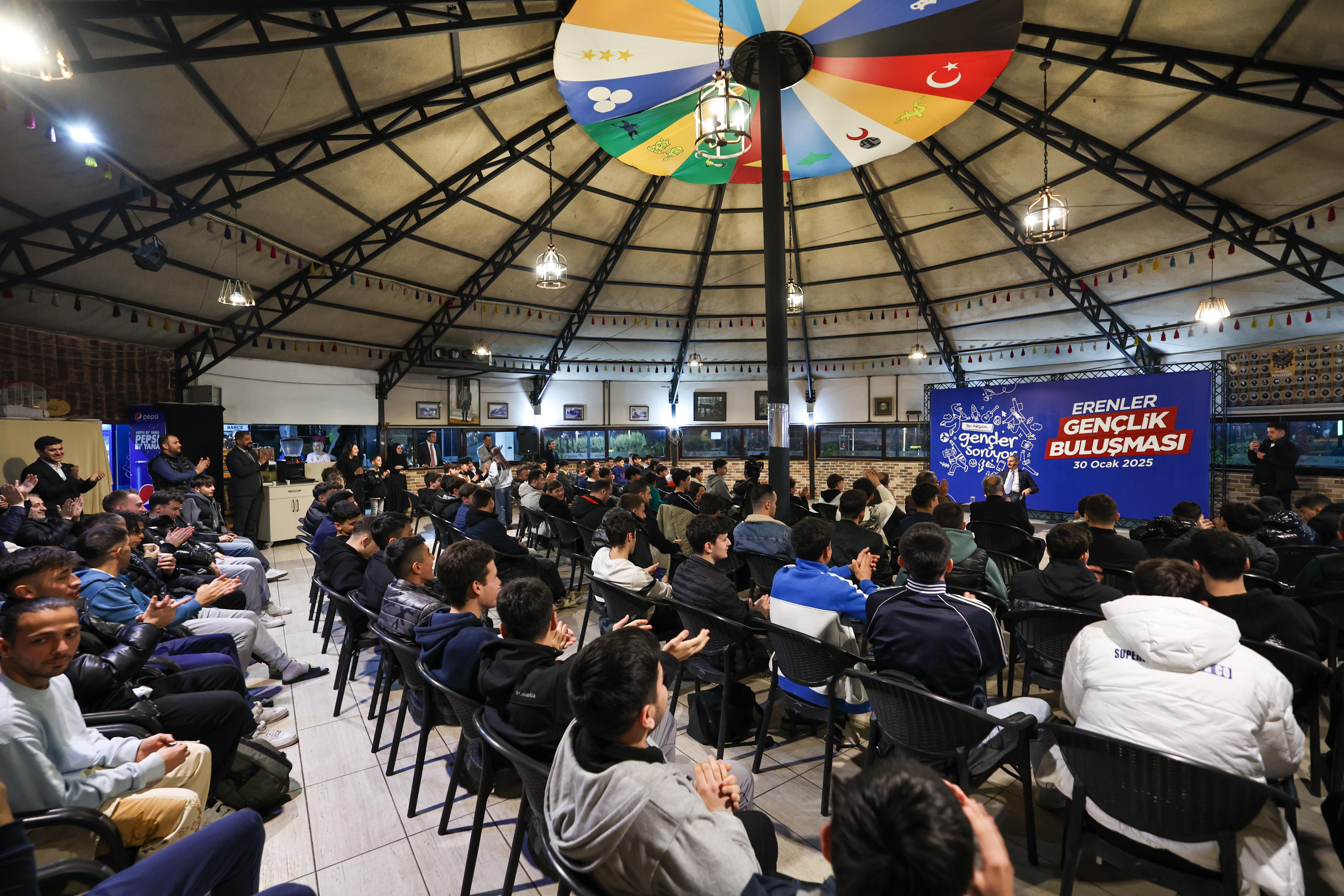 Gençler için Kapalı Spor Salonu, Bilim Merkezi, Kütüphane…