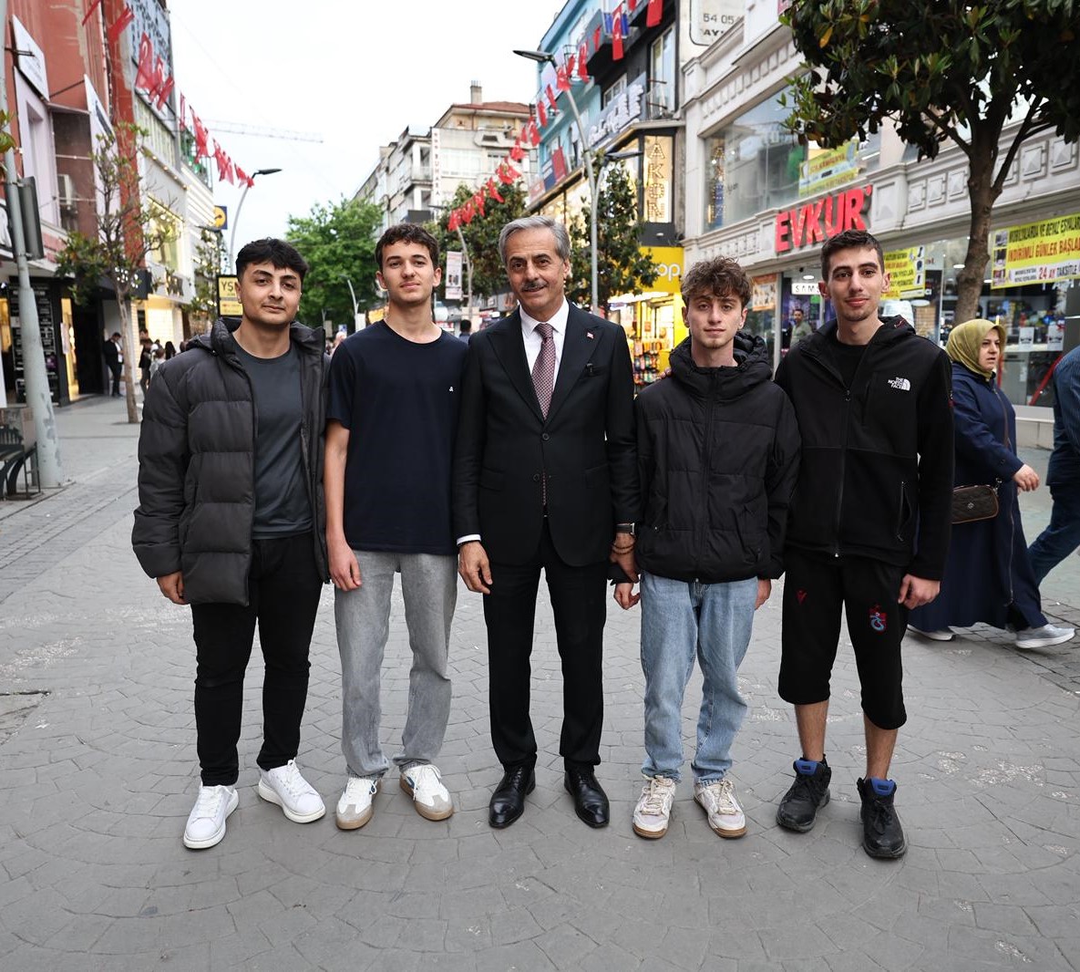 “Her zaman sahada, vatandaşlarımızın yanındayız”