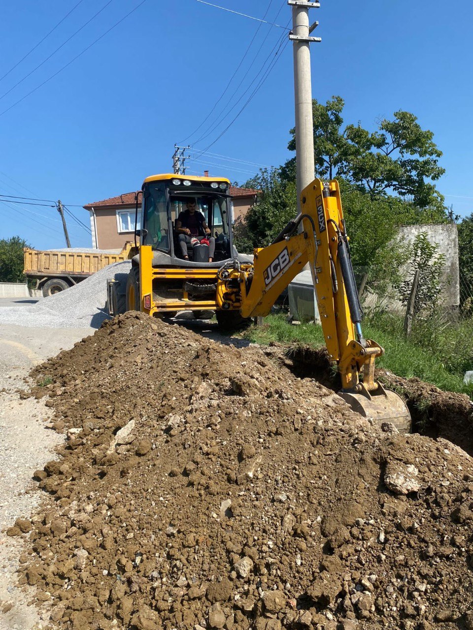 Büyükşehir’den Ferizli İstiklal Mahallesi’ne yeni atık su hattı