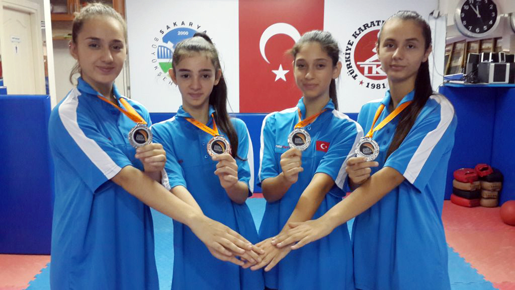 Büyükşehirli Sporcular Zafer Kupası’na Katılıyor